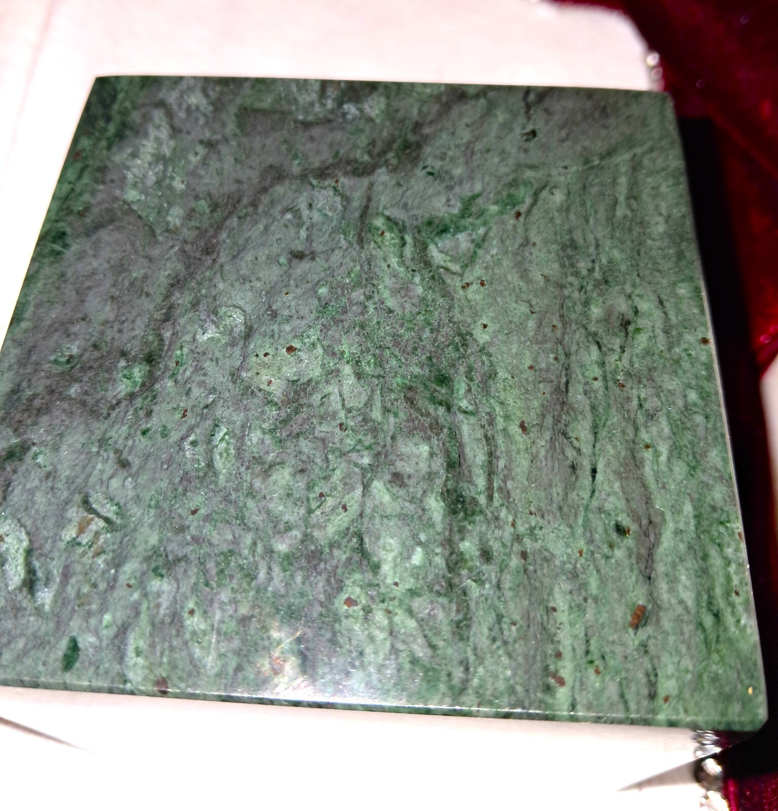 2 Solid Onyx Cube 3 3/16″ Crystal Square HEAVY White sparkly & dark Green