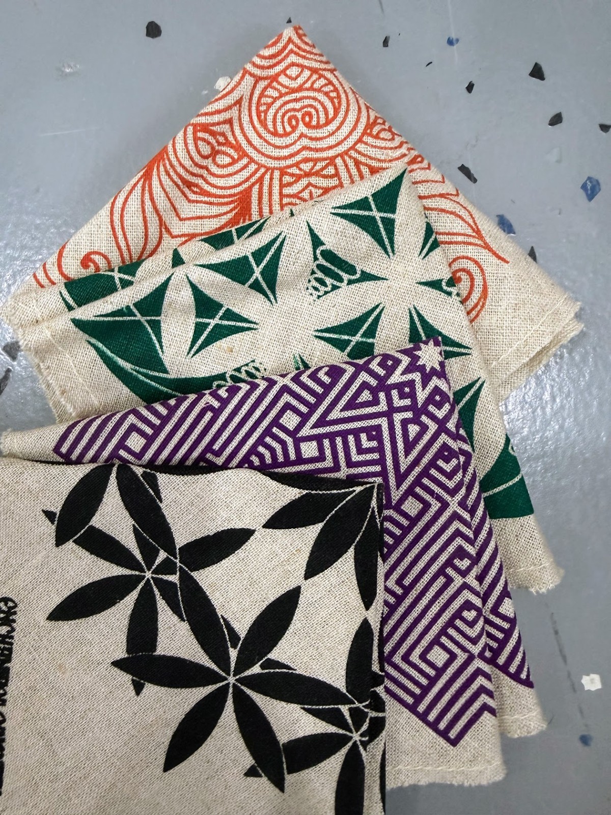 Crystal Grid Cloth Lot – 4pc – 8.5″ Square – Sacred Geometry Tarot Altar