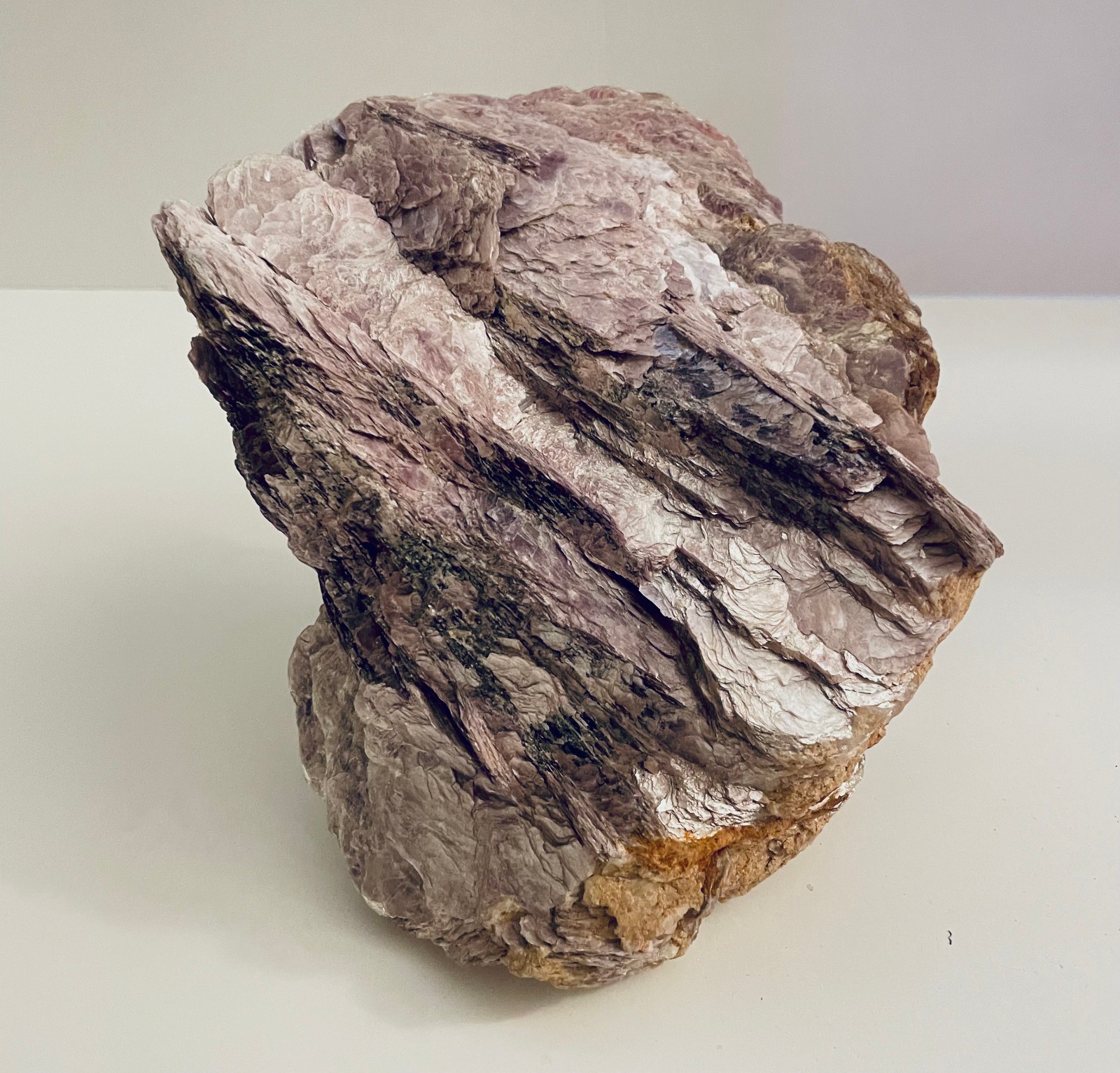 Sparkly Flower LEPIDOLITE Purple Lilac Mica Specimen 4lb 12oz (5.5″ x 6″ x 6.5″)
