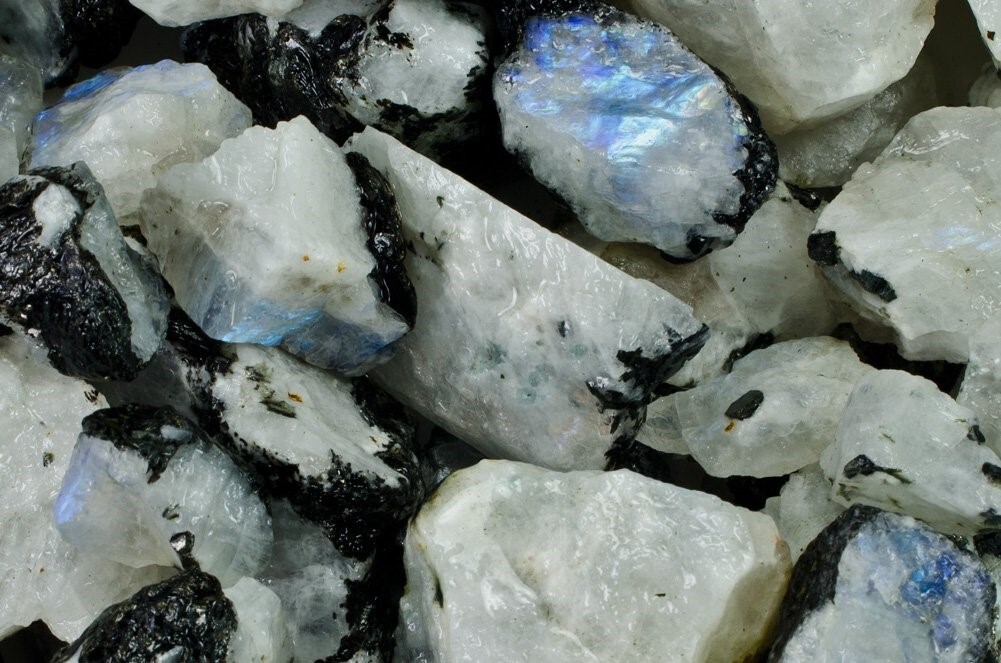 1/4 lb Rainbow Moonstone Rough Stones – Natural Crystal Mineral Rock Tumbling