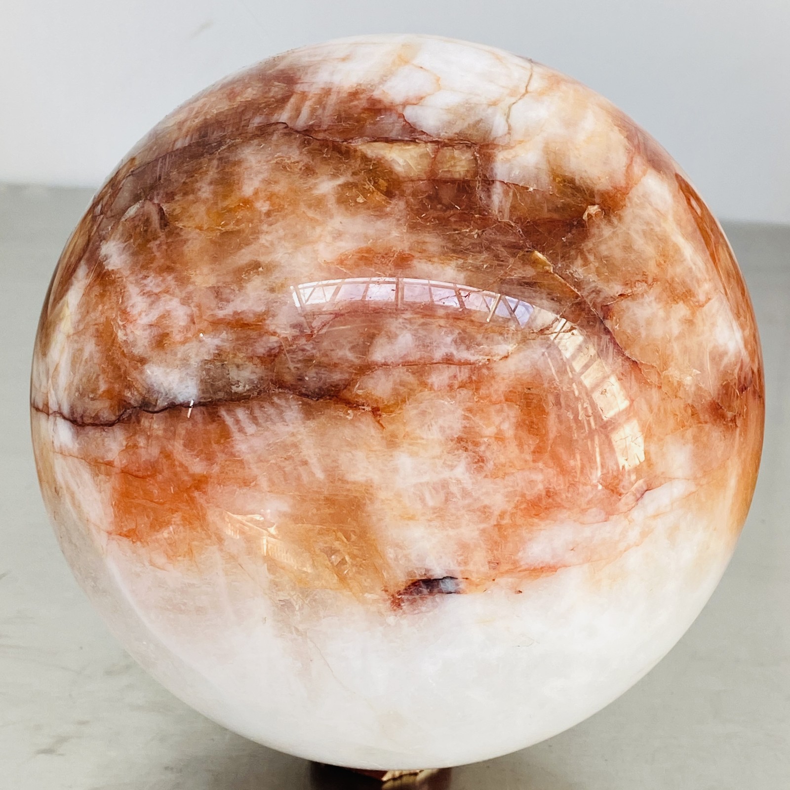 Natural Red Glue Flower Quartz Sphere Crystal Ball Healing 4860G