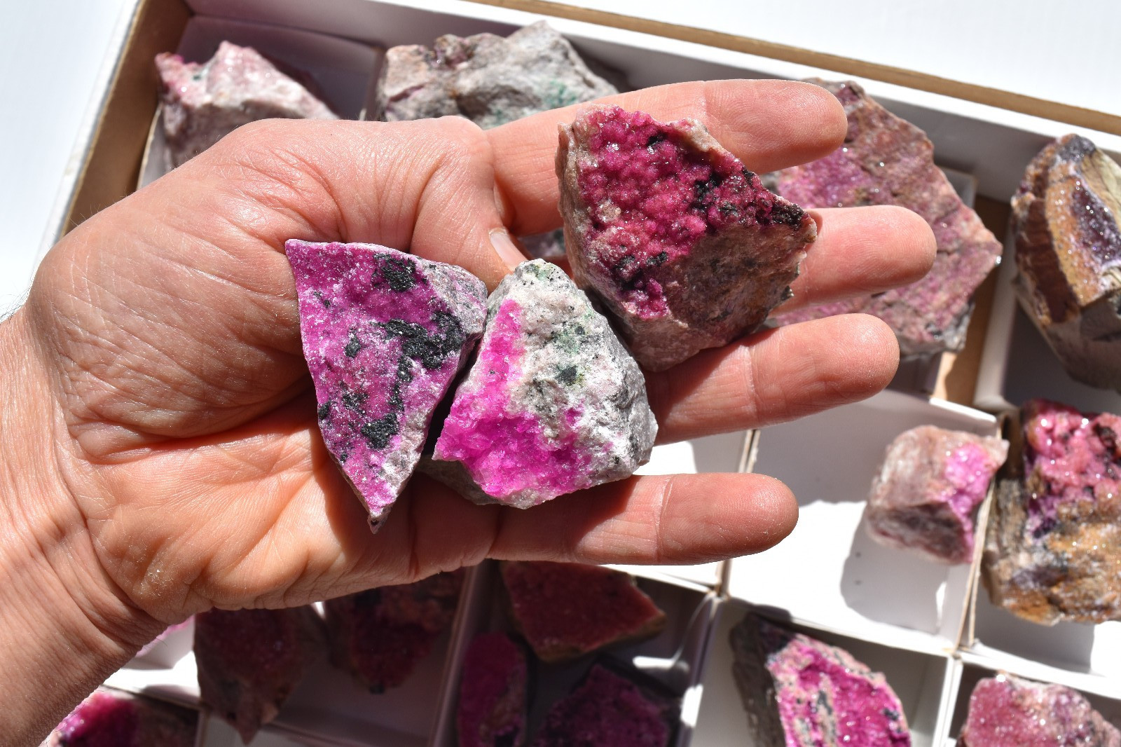 WHOLESALE Cobaltoan Calcite from Congo 3 kg 35 pieces # 5761
