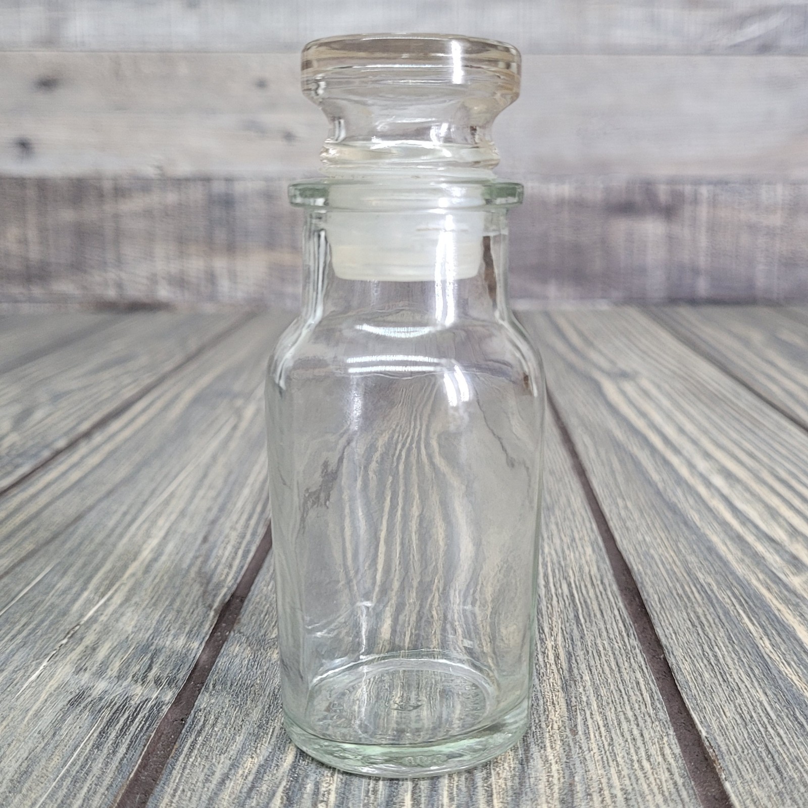 4oz Mixed Crystal Small Tumbles in Vintage Apothecary Glass Spice Jar w/ Stopper