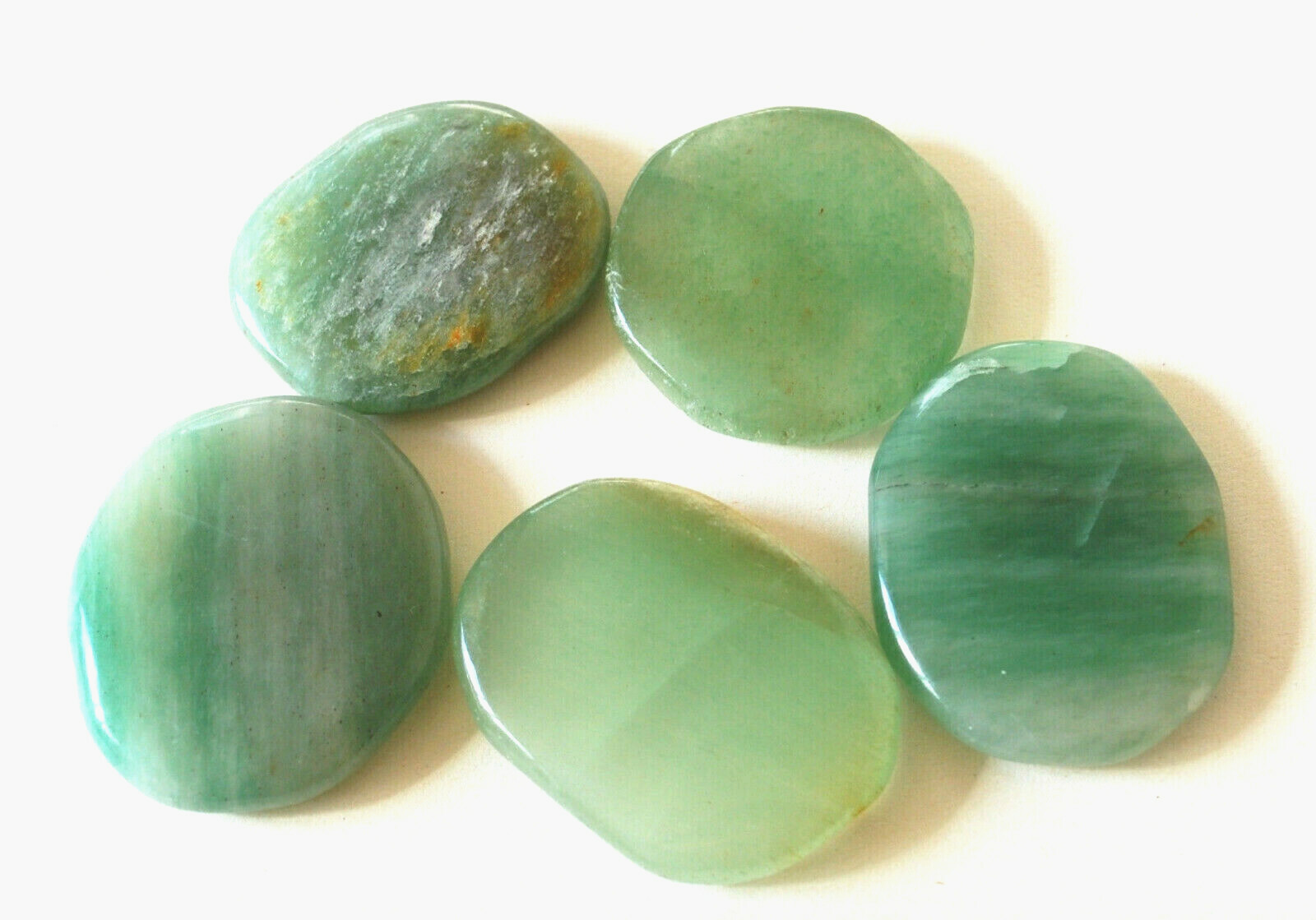 Natural Jade Palm Stone Green Rock Crystal Healing Reiki Polished Worry Stone