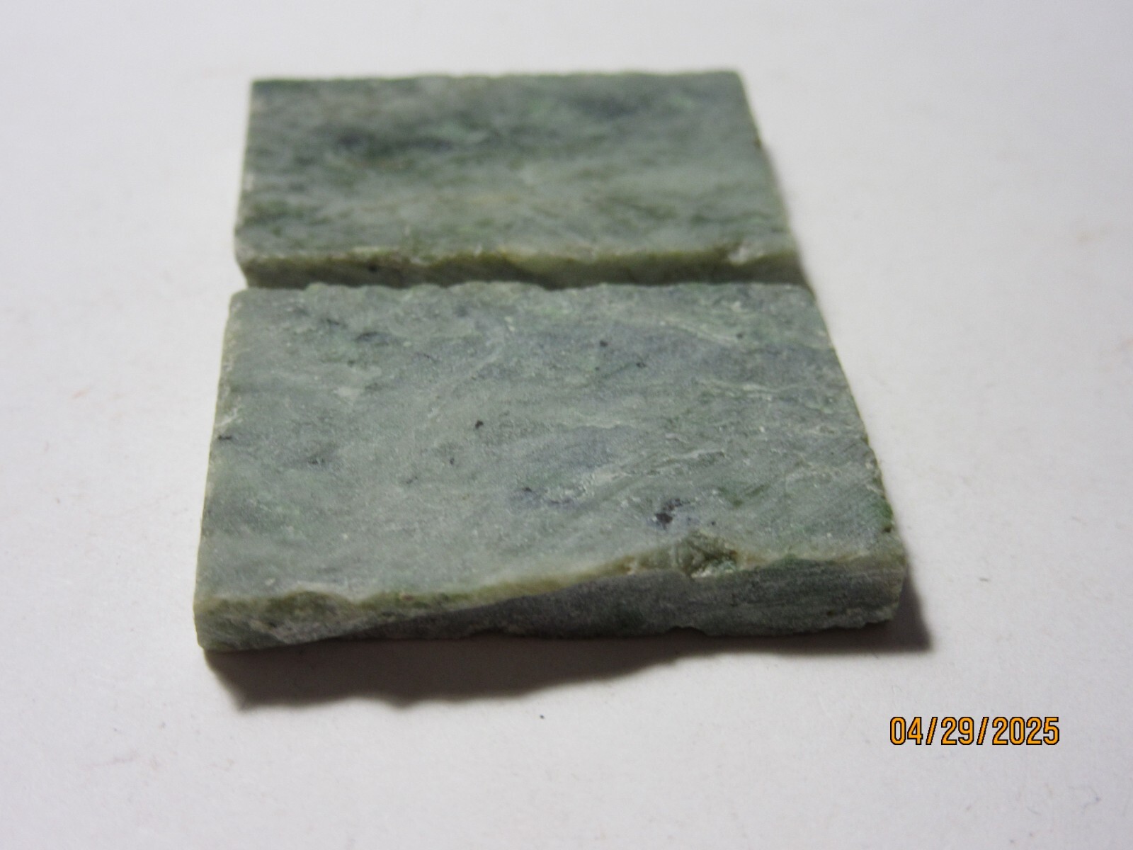 Medecino Green Nephrite Jade 1 5/16″ Slice Collectible MGNJ-60