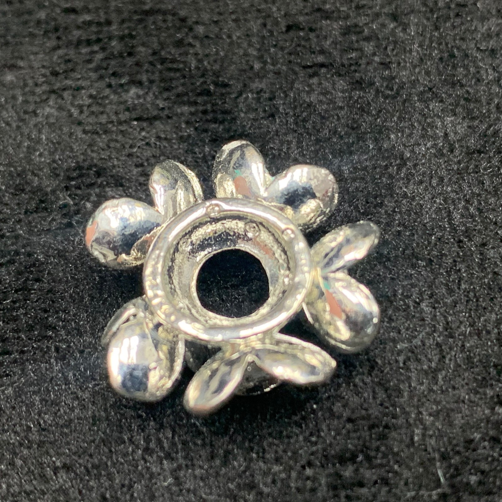 Metal material, ball base