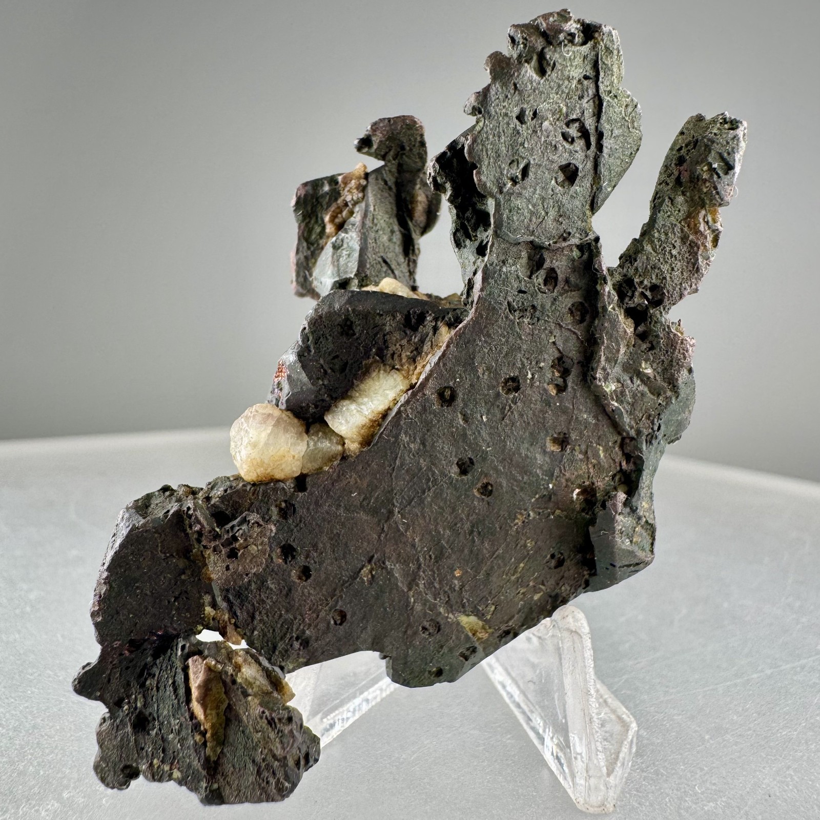 Nice Sharp Copper Crystals: No. 4 shaft, Cliff Mine, Allouez Township, Michigan