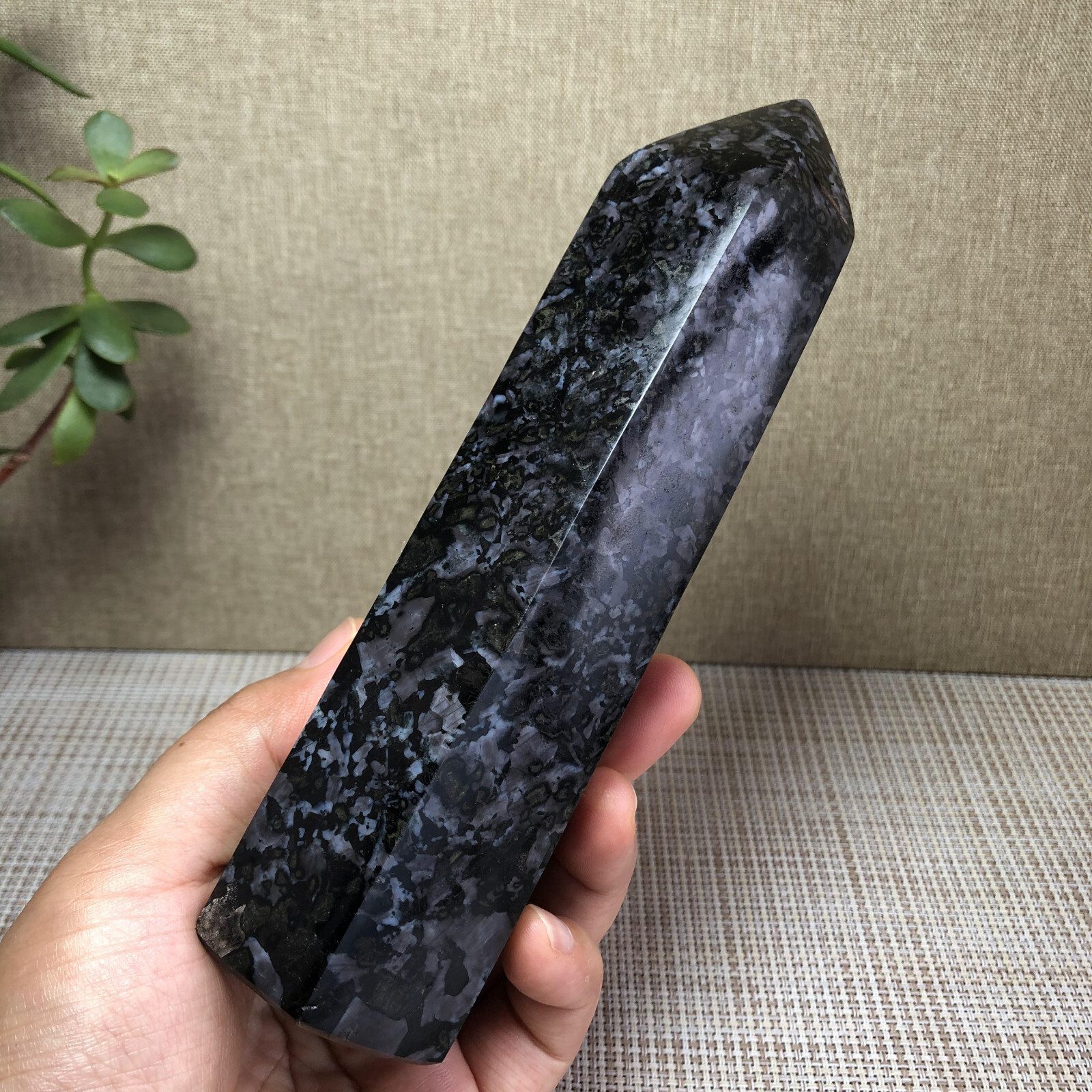 675g Natural Fireworks Stone Crystal Wand Point Healing free standing A2886