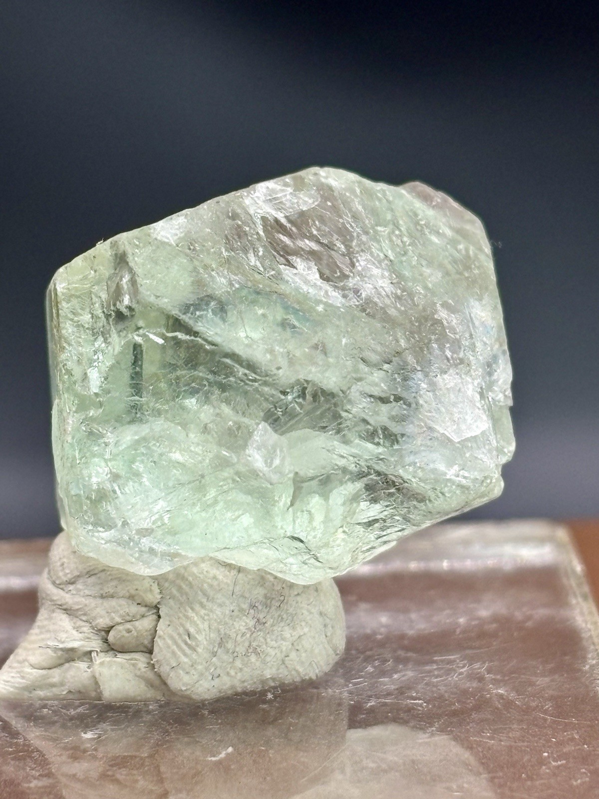 Green Fluorite Shigar Rough Crystal Mineral Specimen Display Piece 20g