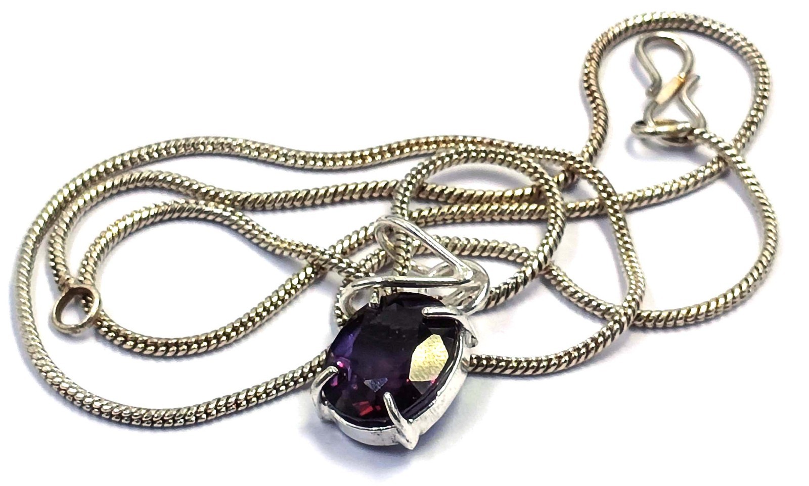 16.00 Ct Natural Alexandrite Oval Shape Bi-Color 925 Pendant Silver IGL 6MHK