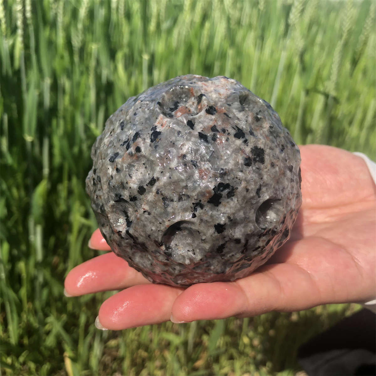 660g Natural Yooperlite Moon Quartz Crystal Sphere Reiki Crystal Ball Decor Gift