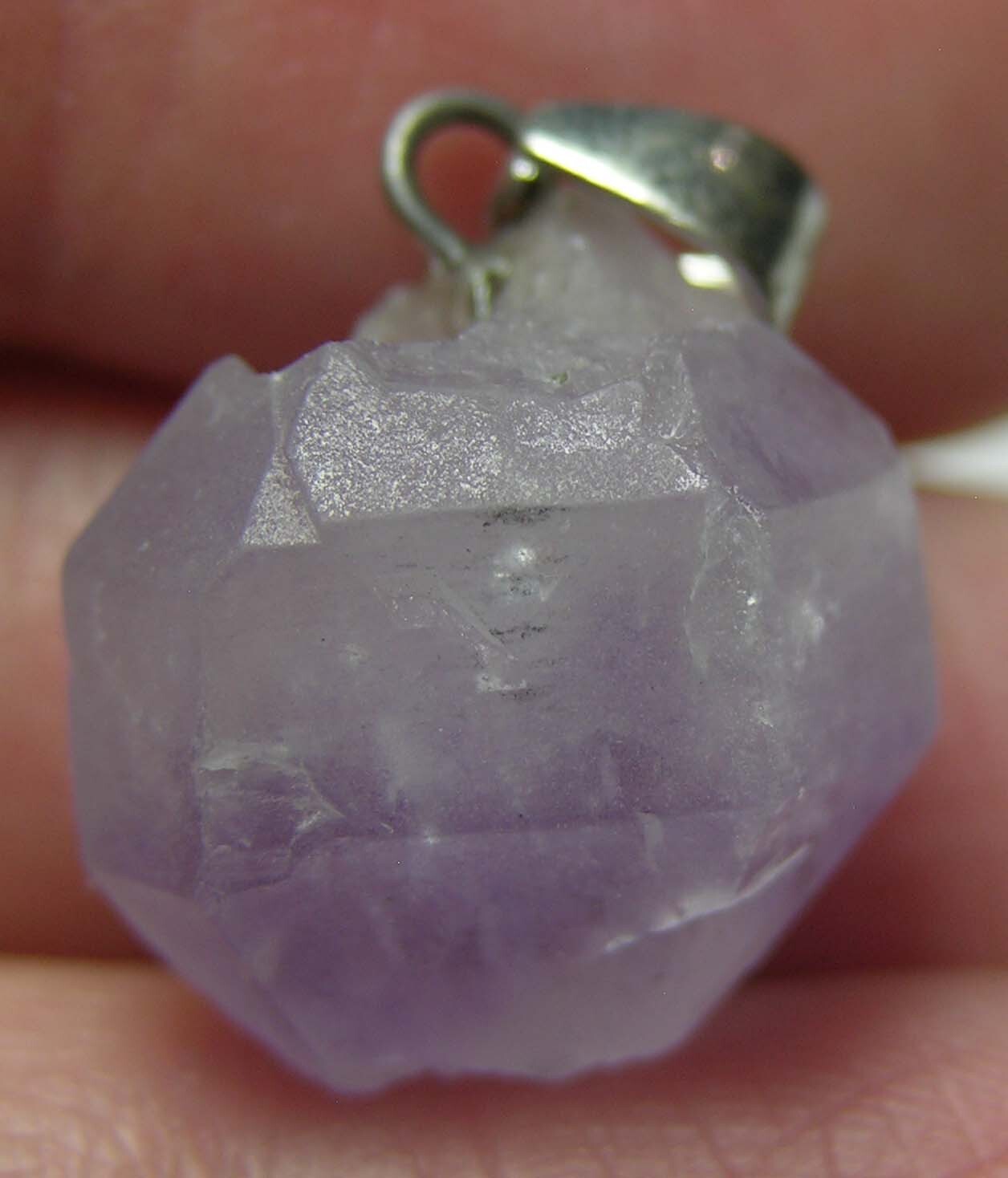 #54 Raw Rough 17.60ct 100% Natural Amethyst Crystal Point Pendant 3.50g 16.00mm