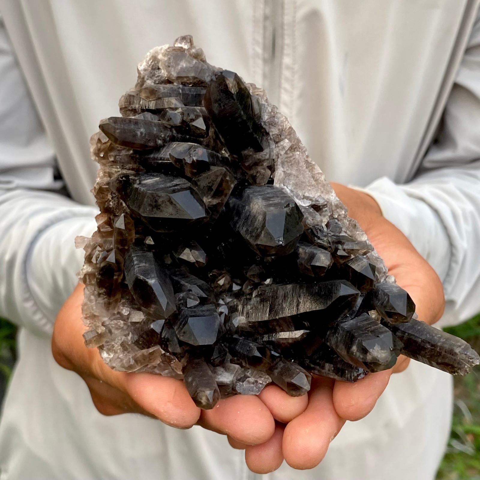 383G Natural smoky black quartz cluster crystal mineral specimen healing