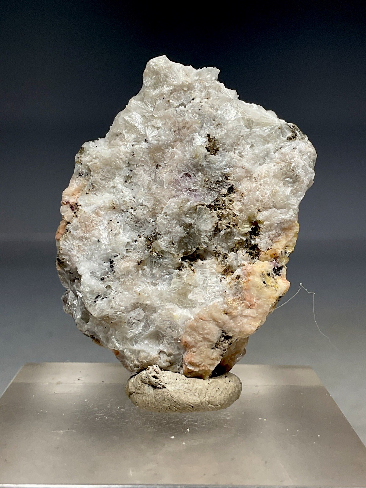 SS Rocks – Bohseite, Fluorite (Ermakovka Mine – Buryatia, Siberia, Russia) 18g