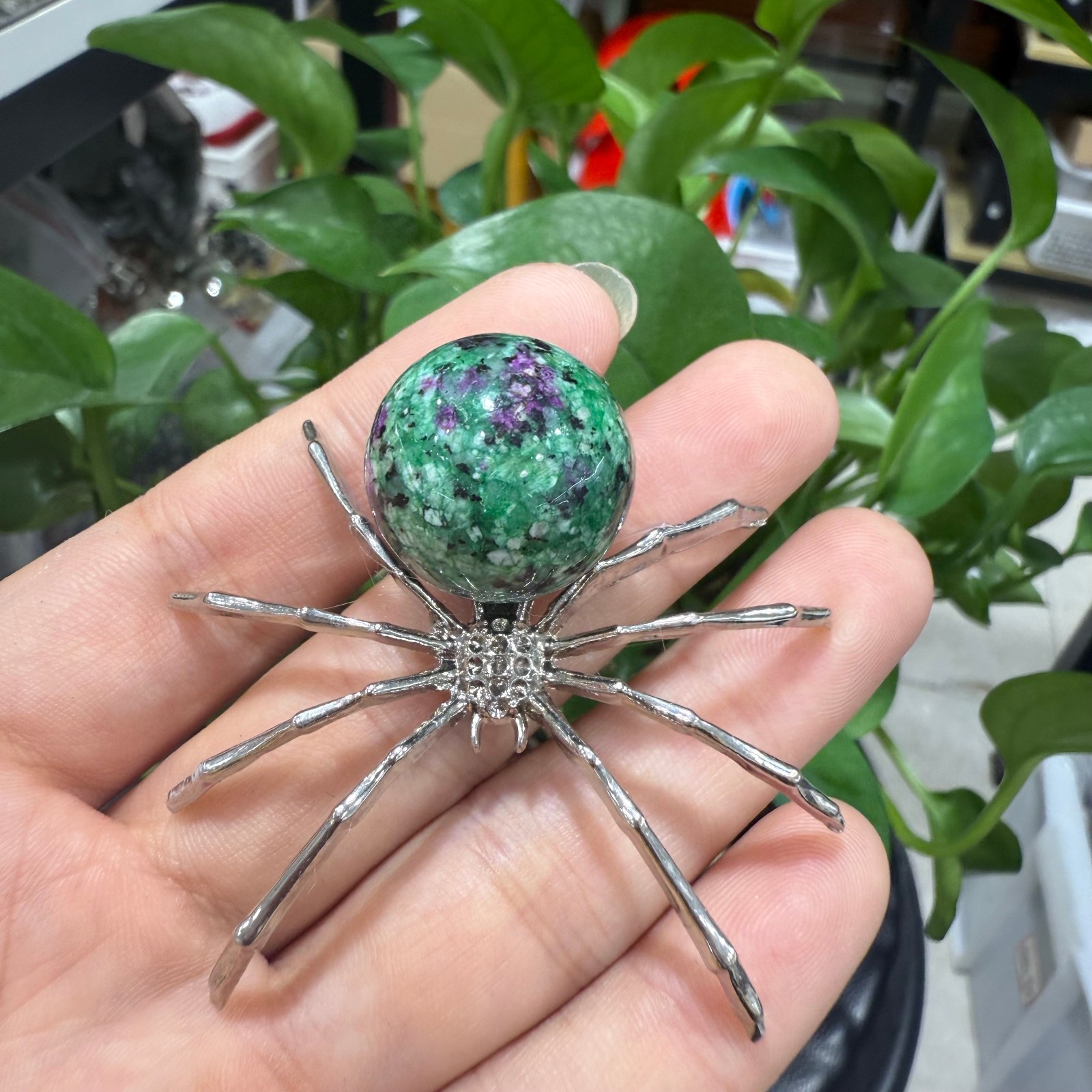 1pc Natural red Green gem Spider Skull Quartz Crystal Carved Reiki Healing