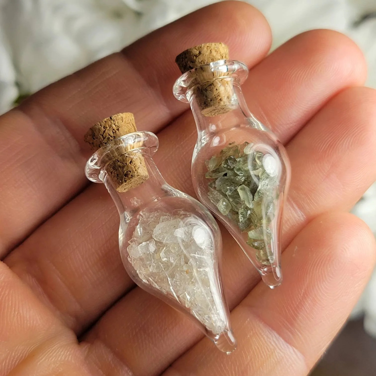 MOLDAVITE Chips, Authentic Tektite from Czech Republic