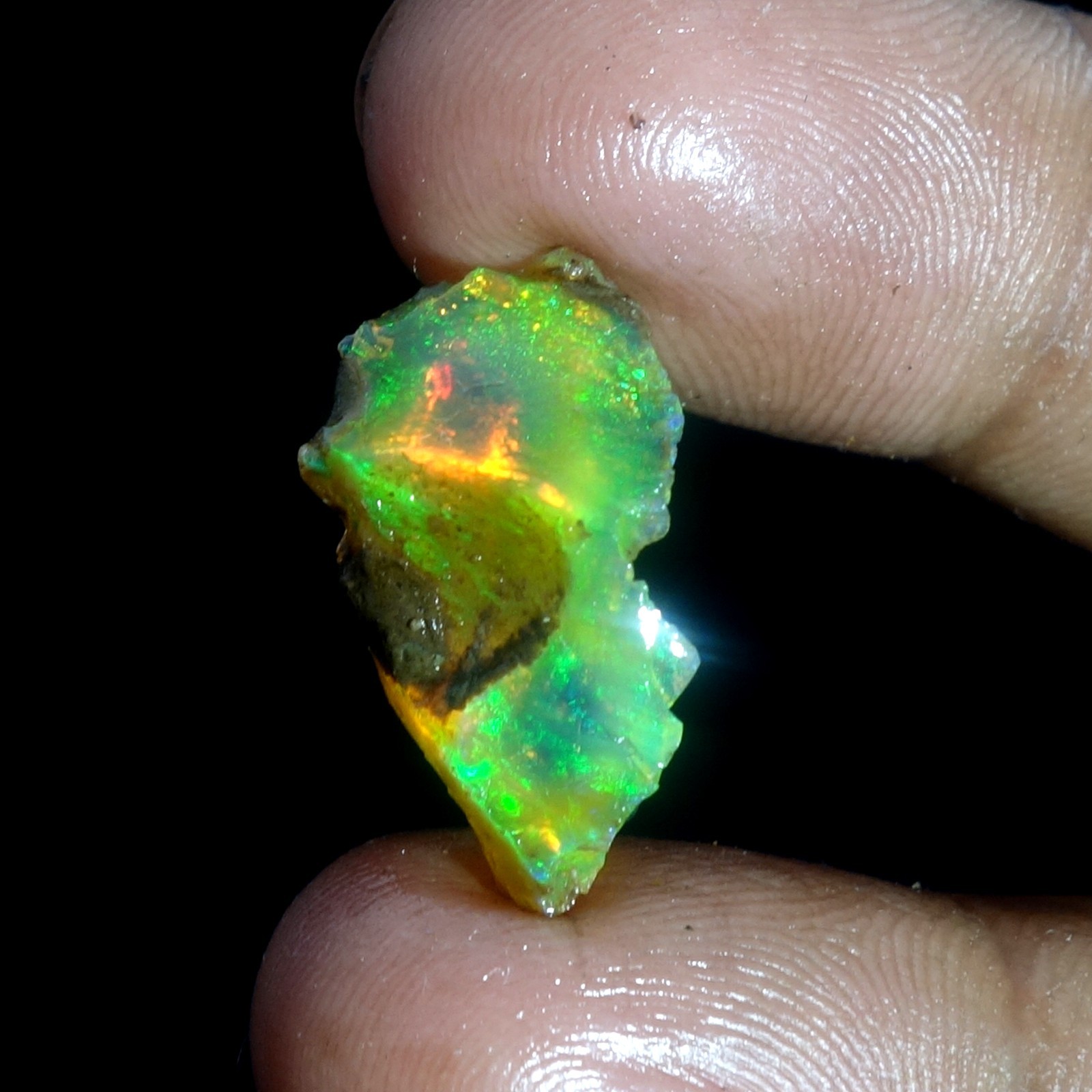AA+ Ethiopian Oli Opal Rough Entreated Welo Opal Multi Fire Color Flash 08.50Cts