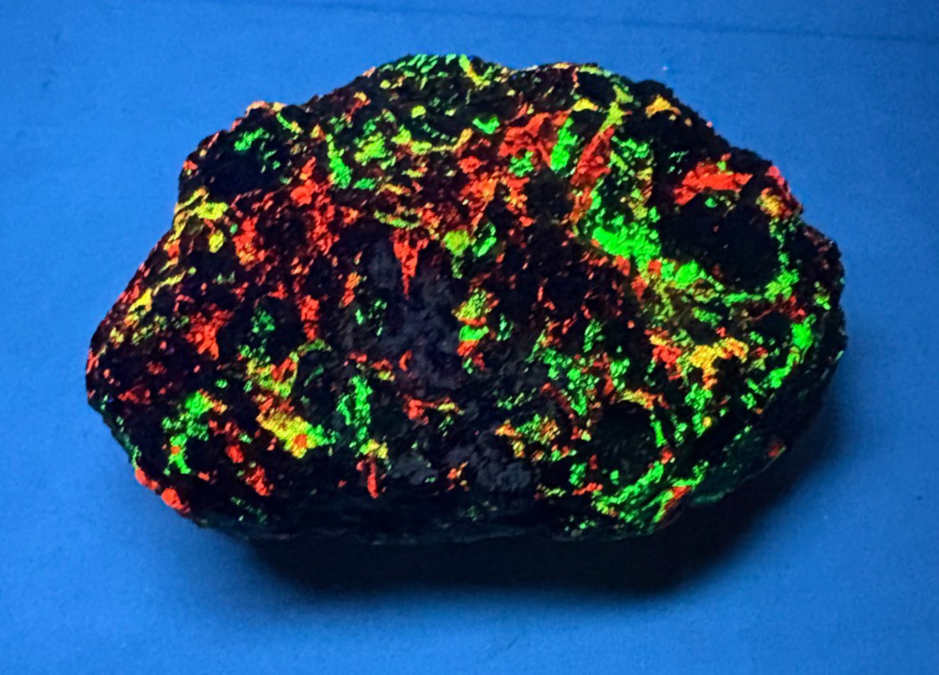 Fluorescent Willemite, Calcite and Esperite from Franklin New Jersey