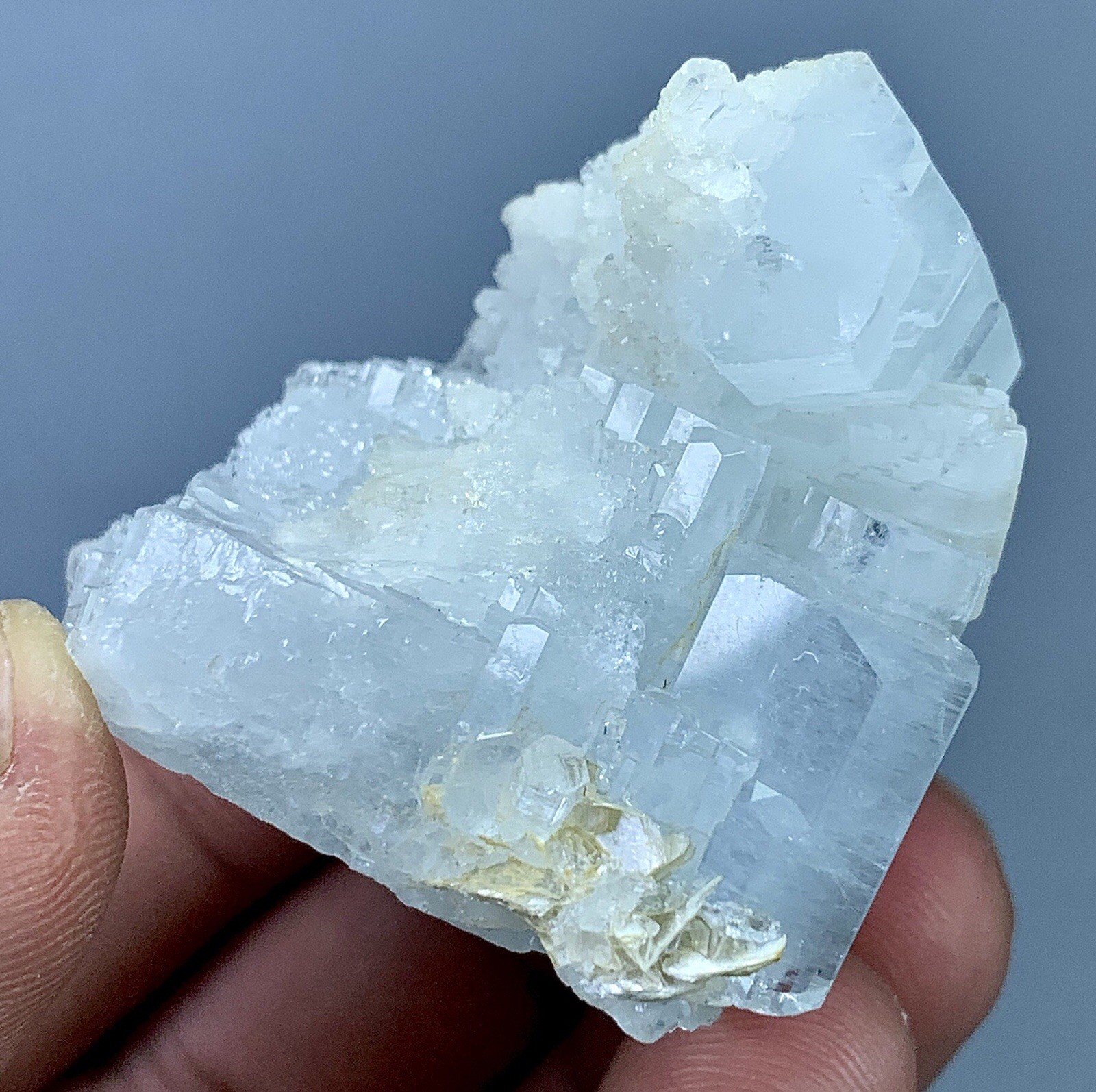 355 Carats Aquamarine Crystal Cluster From Pakistan.