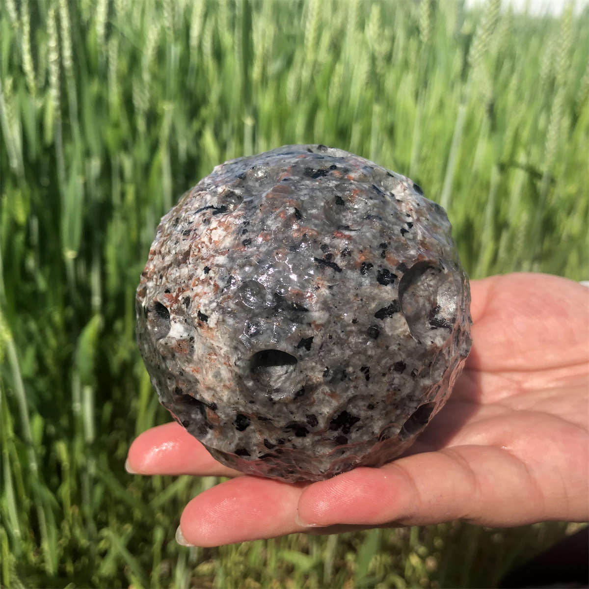 660g Natural Yooperlite Moon Quartz Crystal Sphere Reiki Crystal Ball Decor Gift