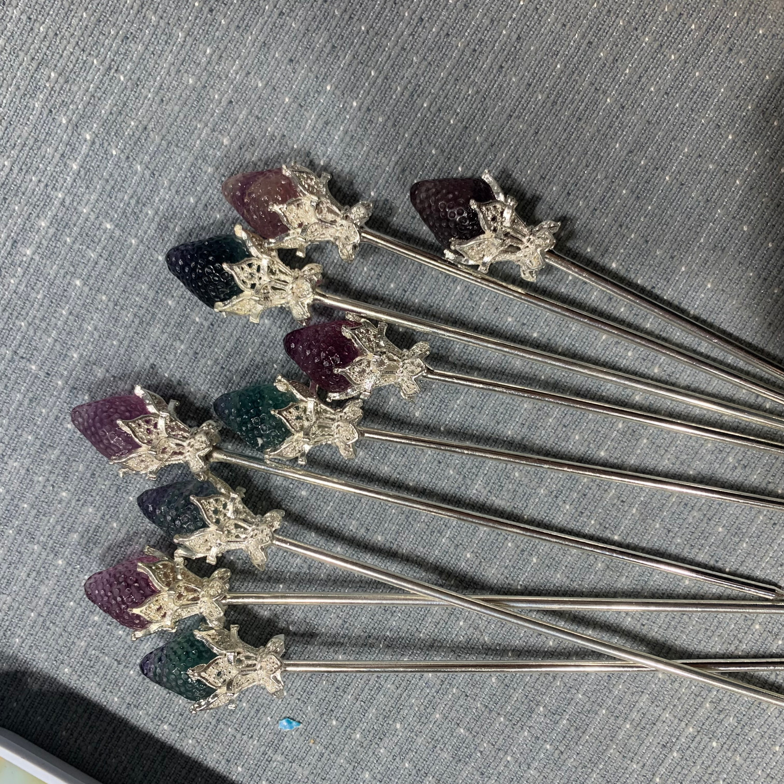 5pc Natural fluorite carved strawber hairpin quartz crystal reiki healing random