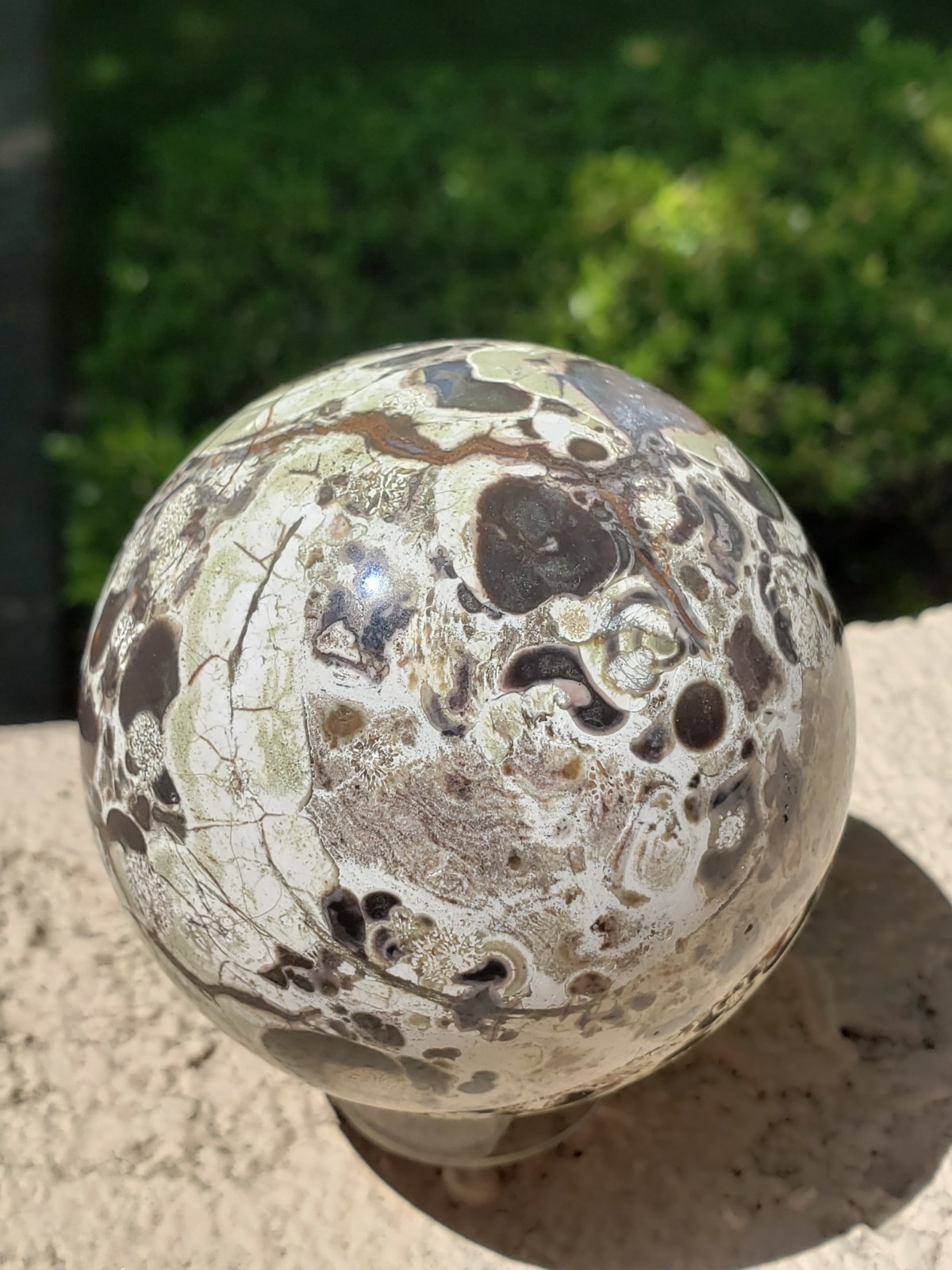 2.8″ Money Agate UV Crystal Druzy Sphere Orb Ball, 448g or 1 lb