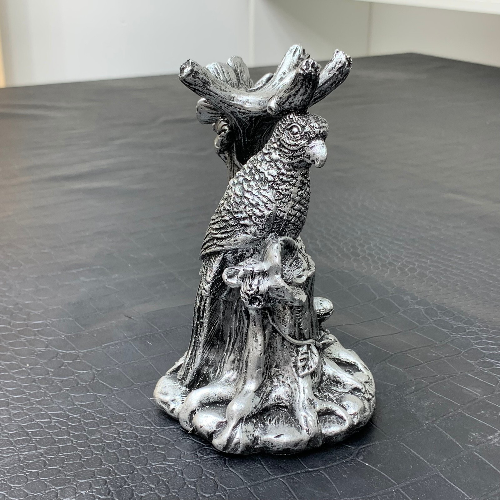 Bird Sphere Resin Holder Stand Base Crystal Ball showing stand C114
