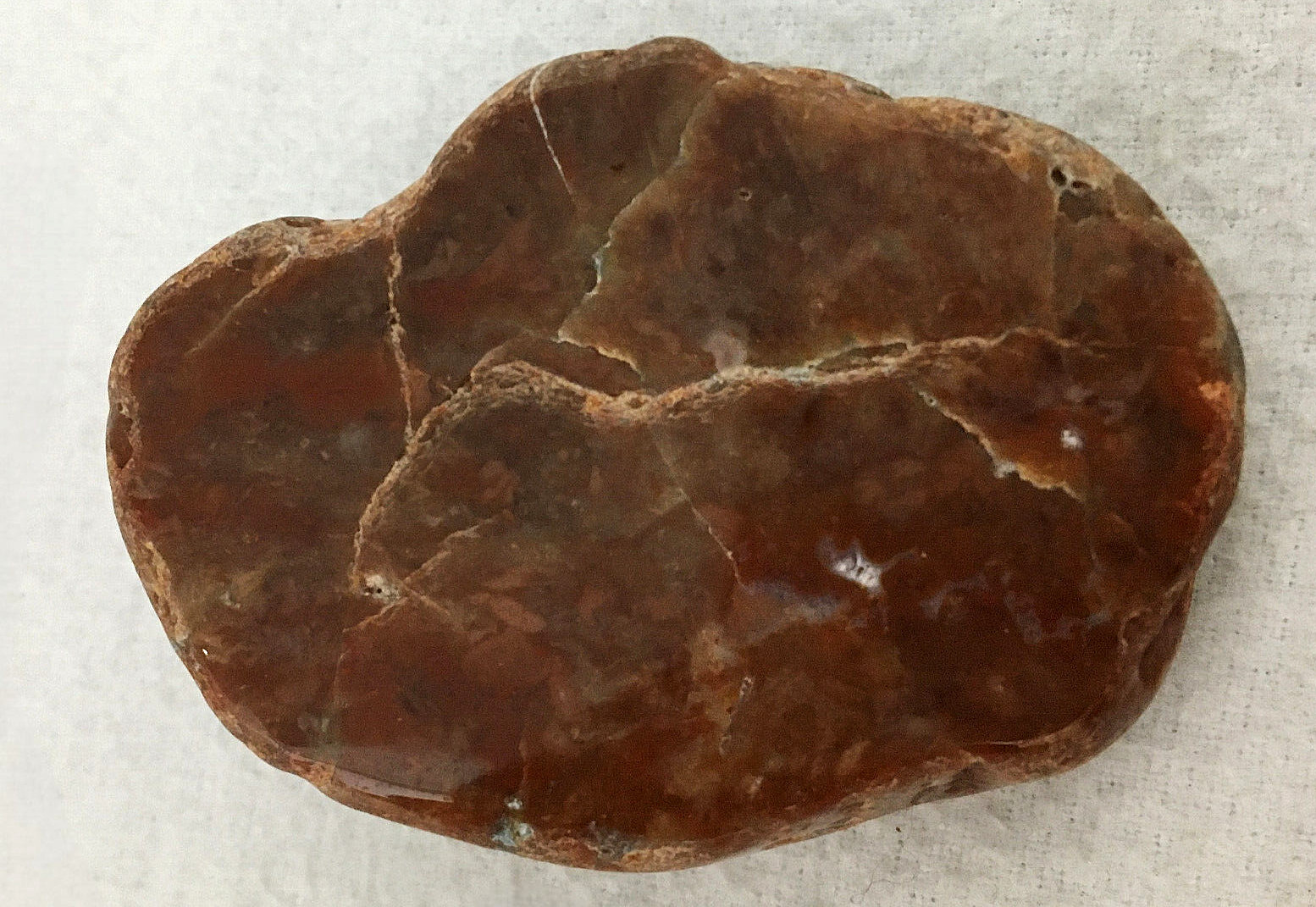 Lake Superior Agate “Paint Peeler” 2 3/8″ X 1 3/4″ X 1″ W/1 Smooth Side 3 oz