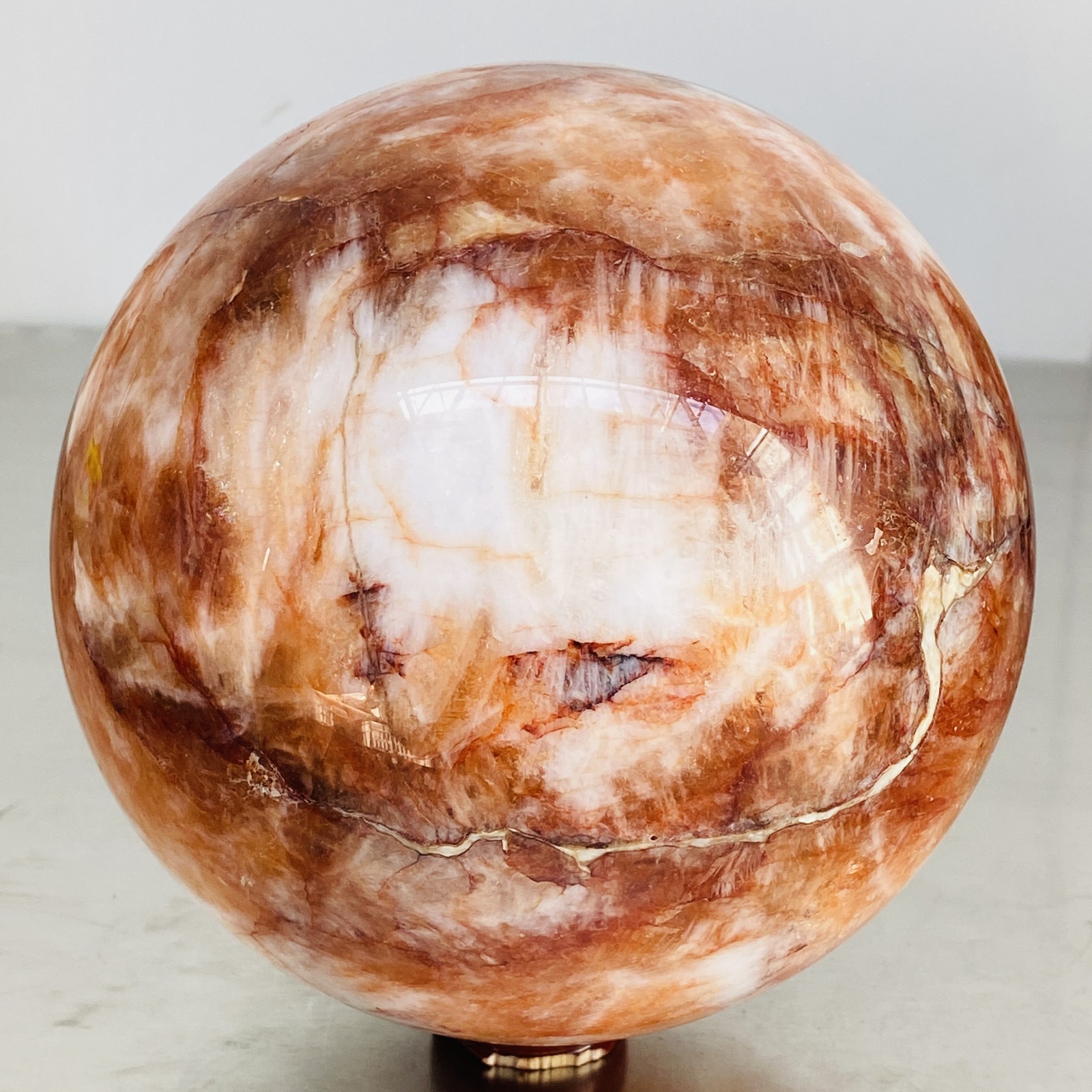 Natural Red Glue Flower Quartz Sphere Crystal Ball Healing 4860G