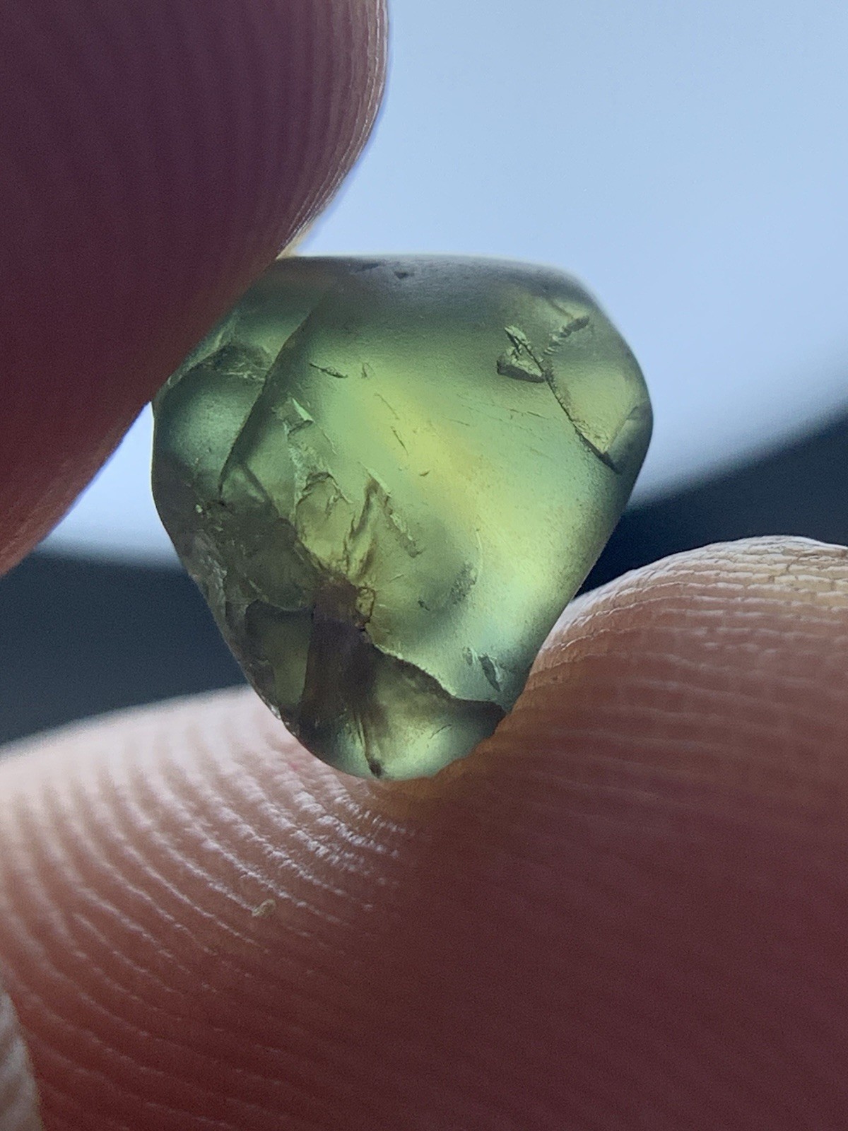 1.90 Crts Gorgeous Piece Facet Grade Green (Teal) sapphire Rough