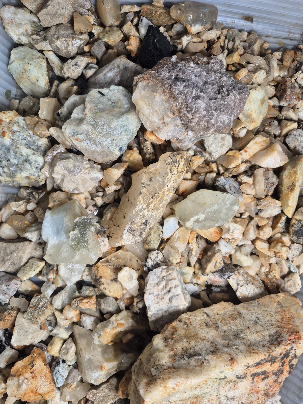 10 Lbs Of AUTHENTIC UNSALTED Gemstone Pay Dirt!Tourmaline Mine Pocket Ore!