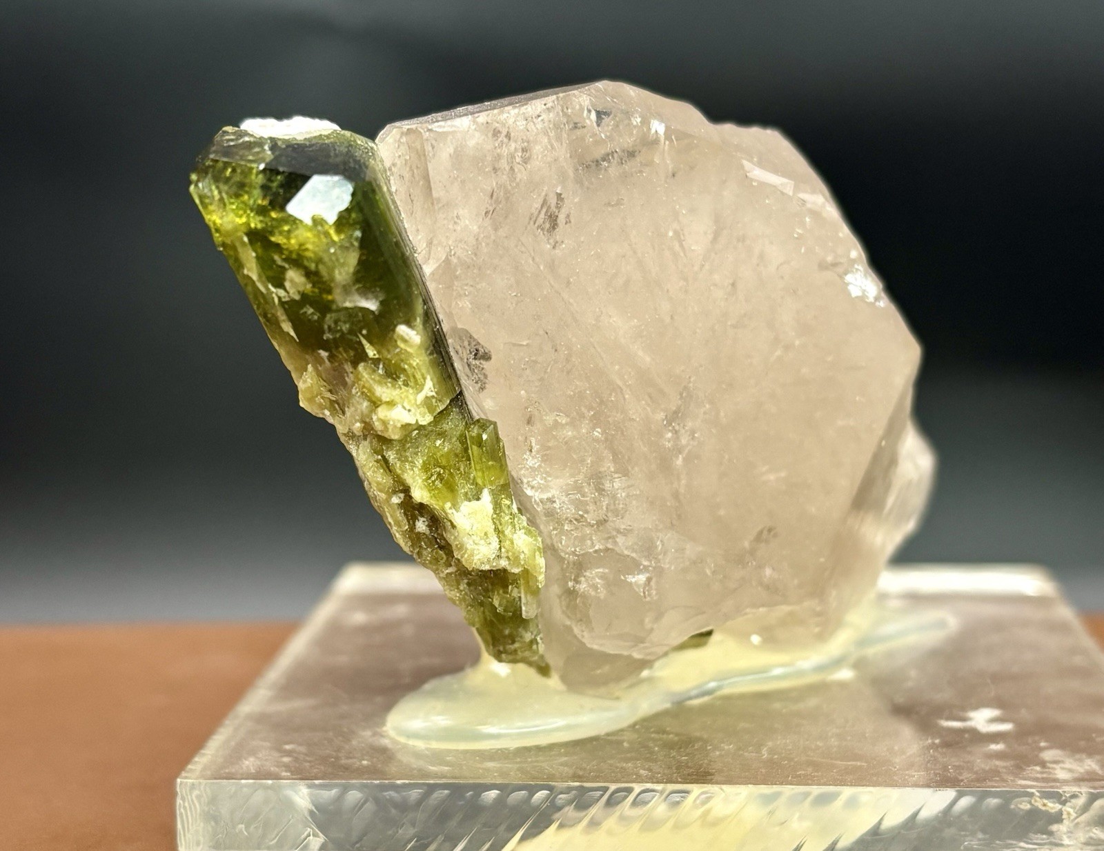 Verdelite Green Tourmaline Crystal Smoky Quartz Mineral Specimen Display Kunar