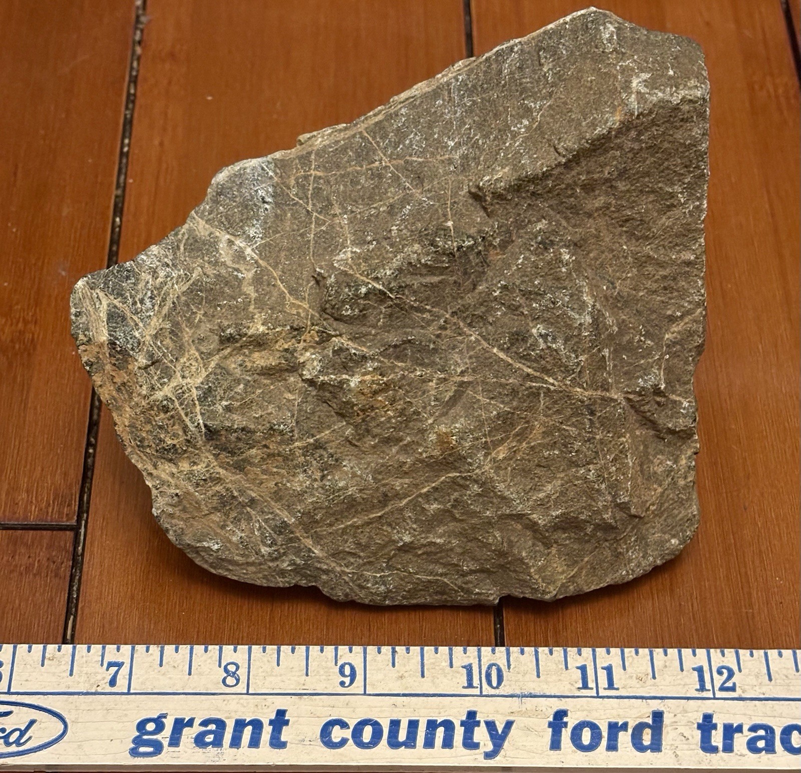 Scarce Antique Verde In Matrix From Michigan – 3lbs 6+ Oz – Lapidary Or Display