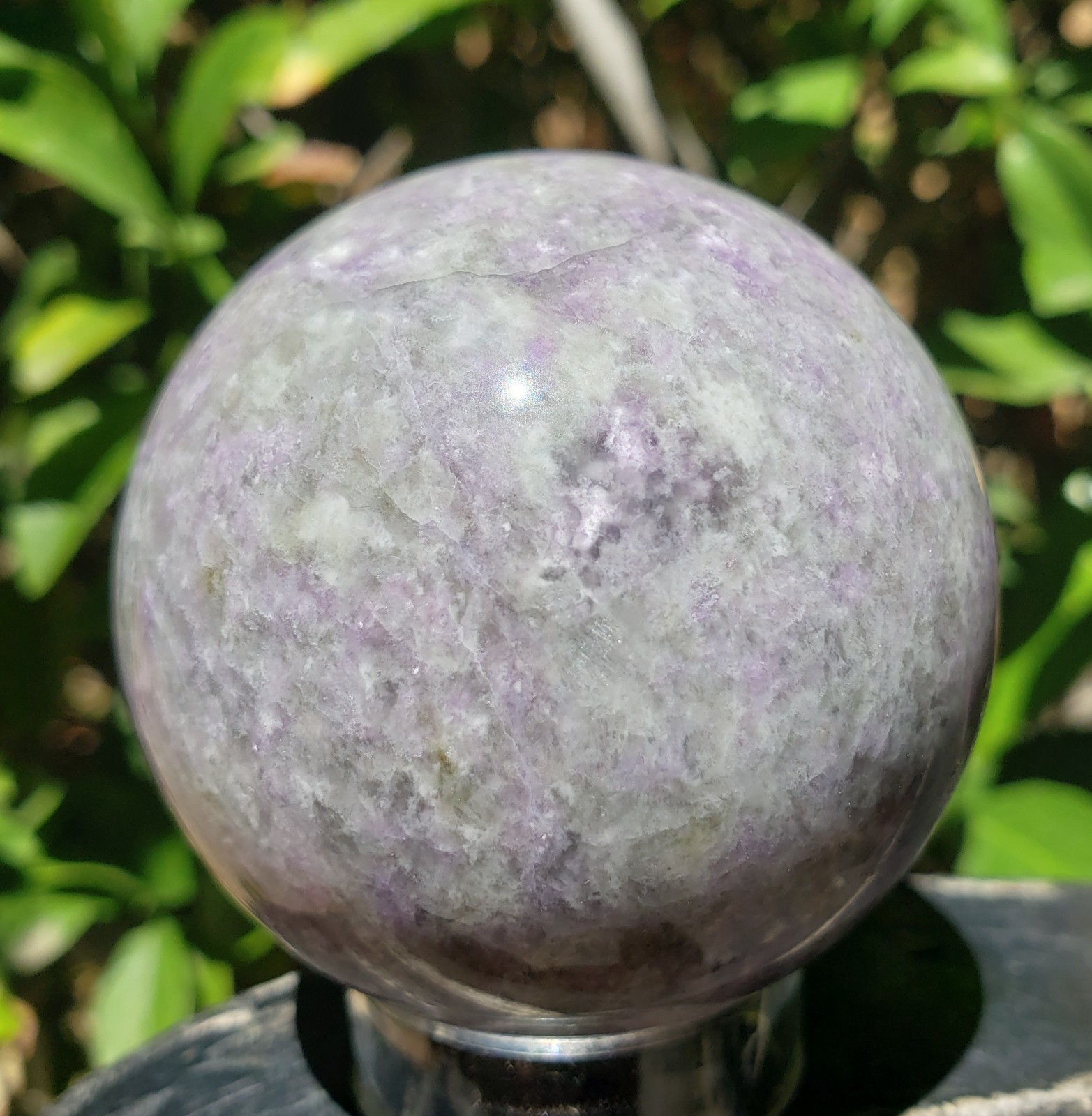 2.15″ Hackmanite Mineral Sphere Orb Ball STRONG UV, 220g or 7.76 oz
