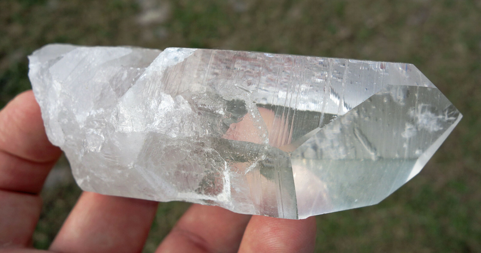 Rare OLD SOUL LEMURIAN QUARTZ Clear Crystal Point with Cool Large Indented KEYS