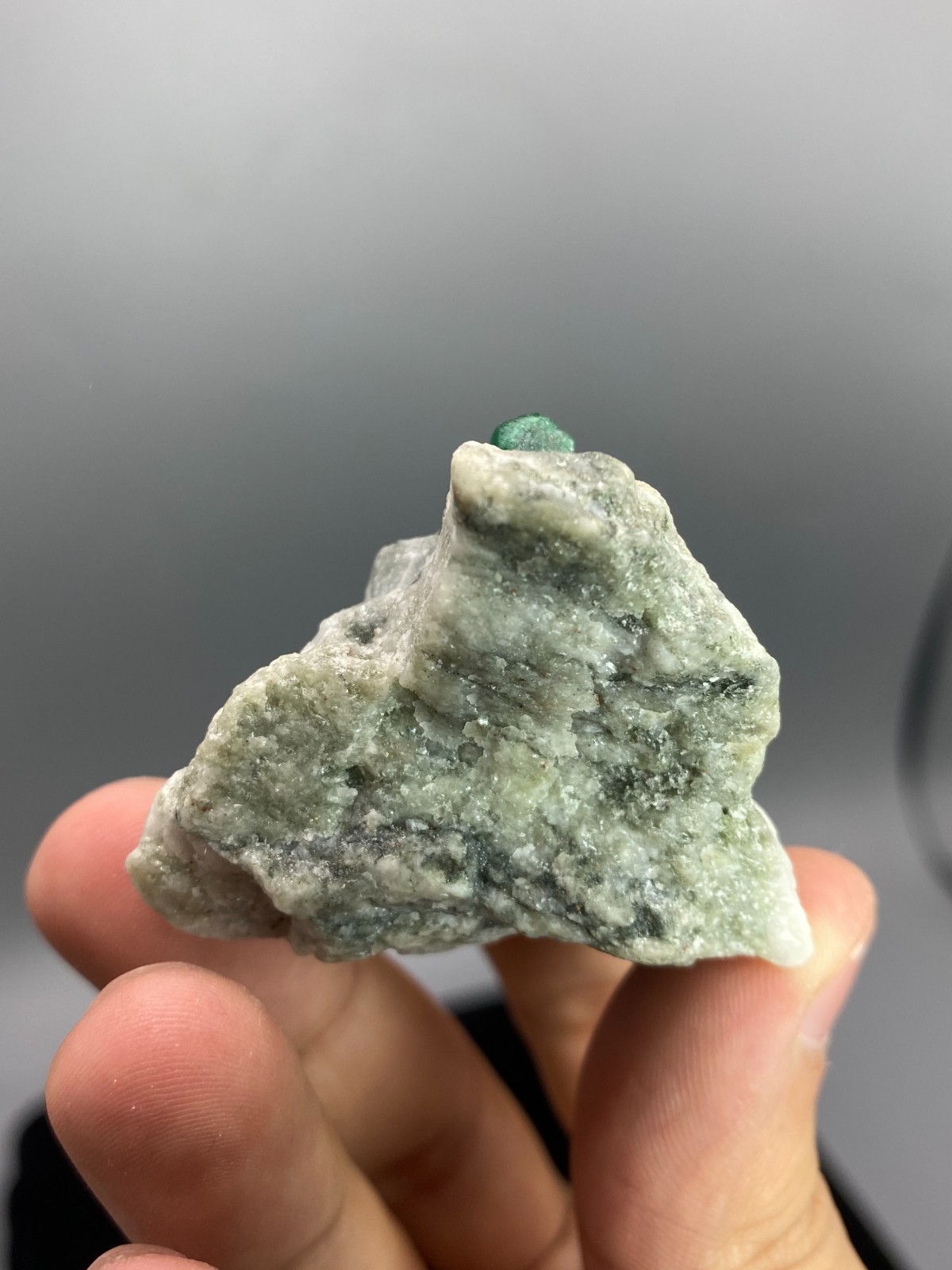 71.4g Natural Emerald Crystal Specimen on Matrix 42.5x54x36mm Swat Pakistan