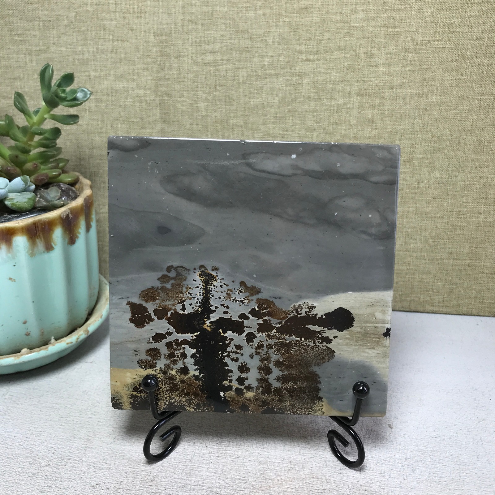 Natural Chinese painting stone crystal ornaments for home decoration 238g A5279