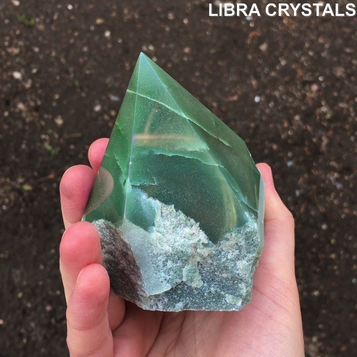 Green Aventurine Crystal Point Polished Generator Tower Aura Finish 328g 3.5″