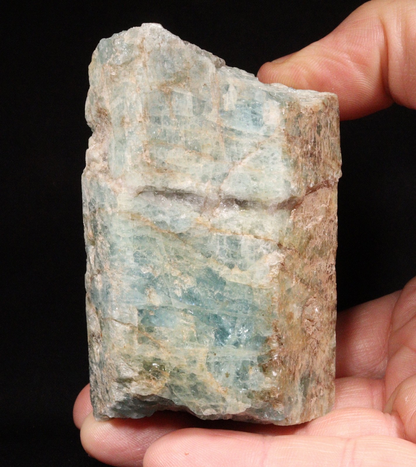 8.2 cm Beryl Hexagonal Crystal from New Haven County, Connecticut – 320 grams