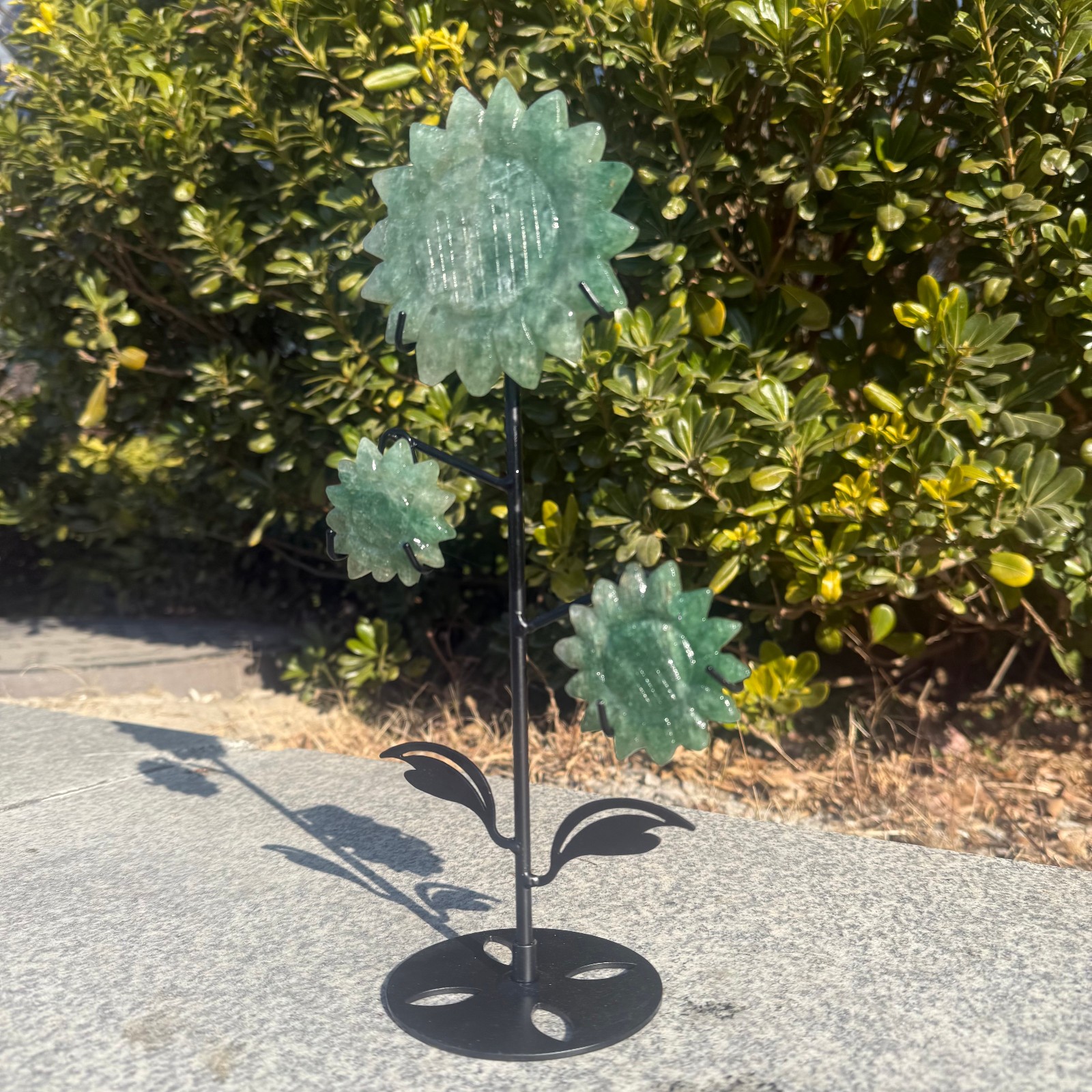 400g Natural green fluorite quartz crystal carved Sunflower Decor Gift