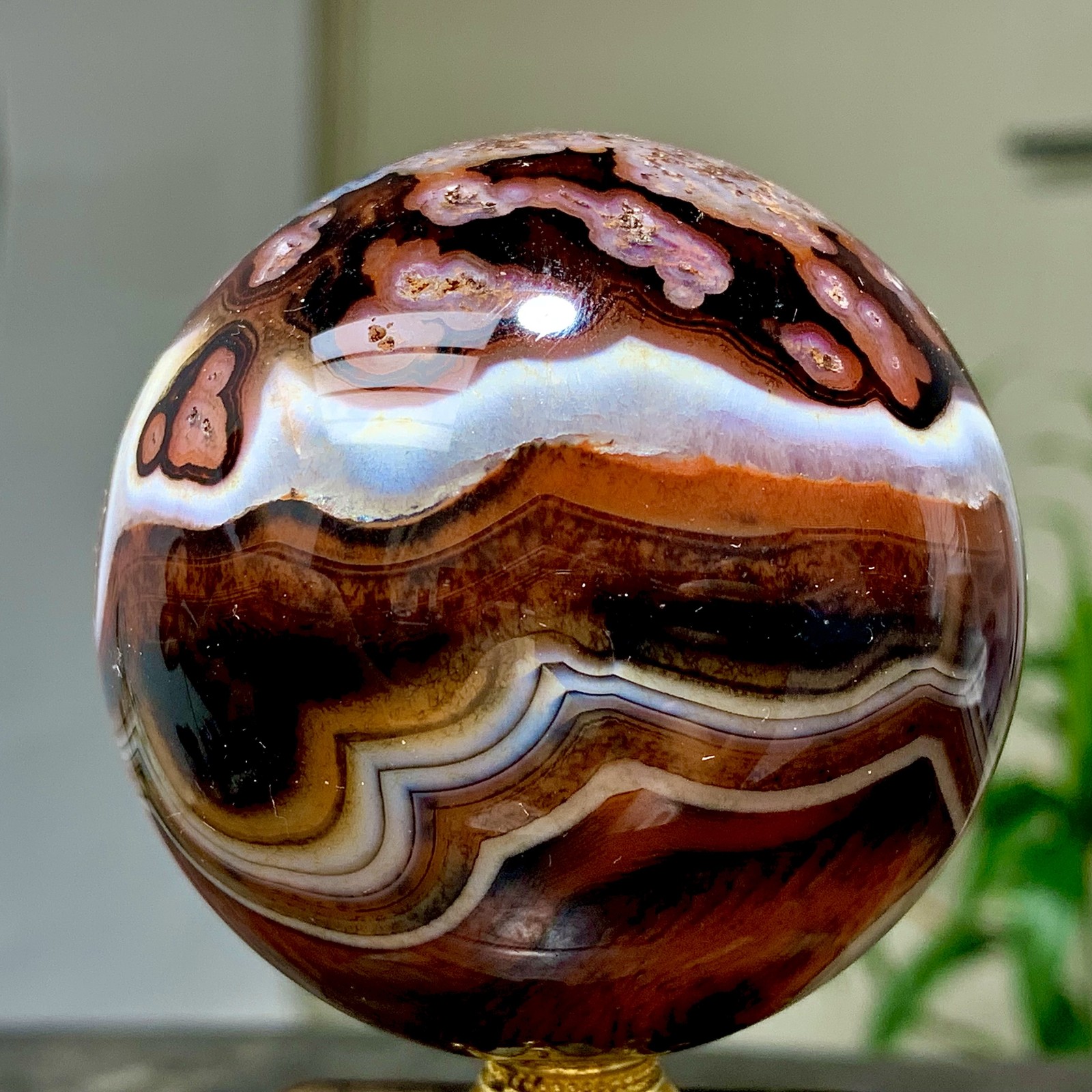 300G Natural red stripe agate sphere Crystal Ball Madagascar mineral