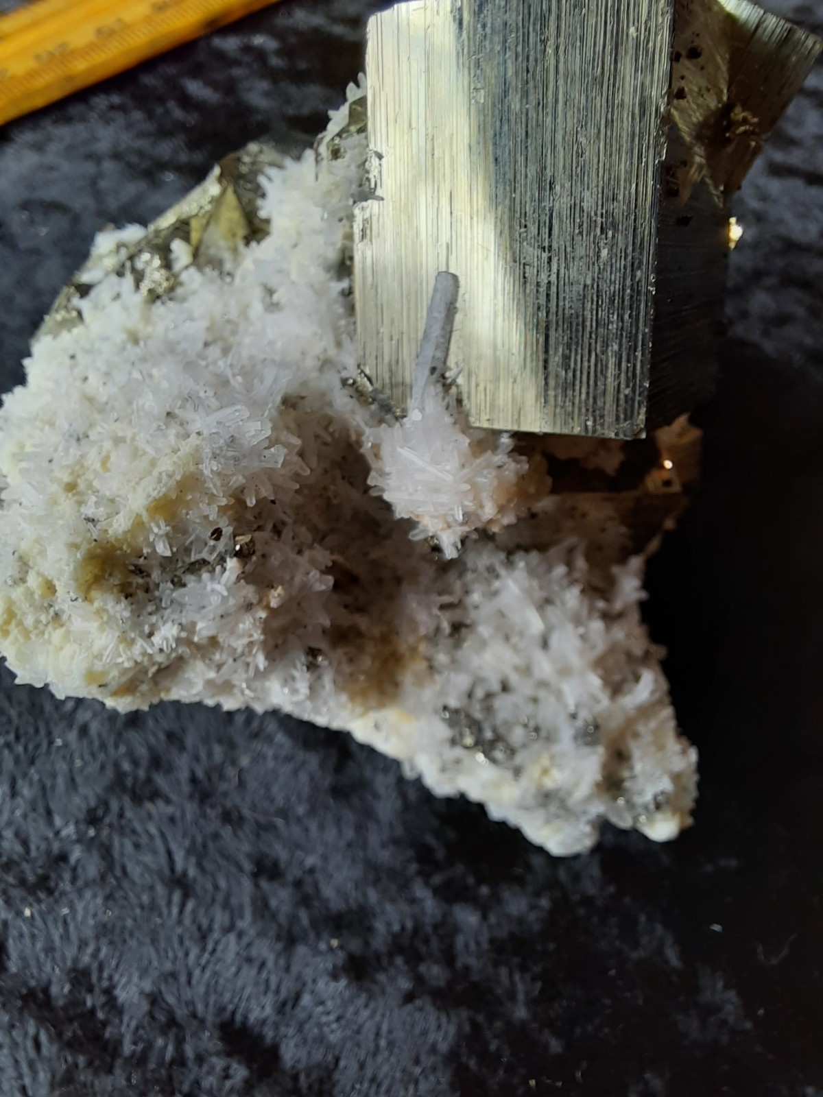 Pyrite Crystal CUBE Cluster With Druzy Calcite Crystals From Peru 228gr
