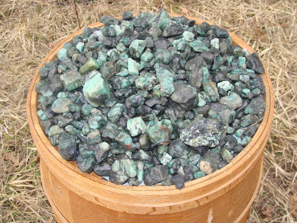 2000 Carat Lots of Unsearched Natural Emerald Rough + a FREE faceted Gemstone
