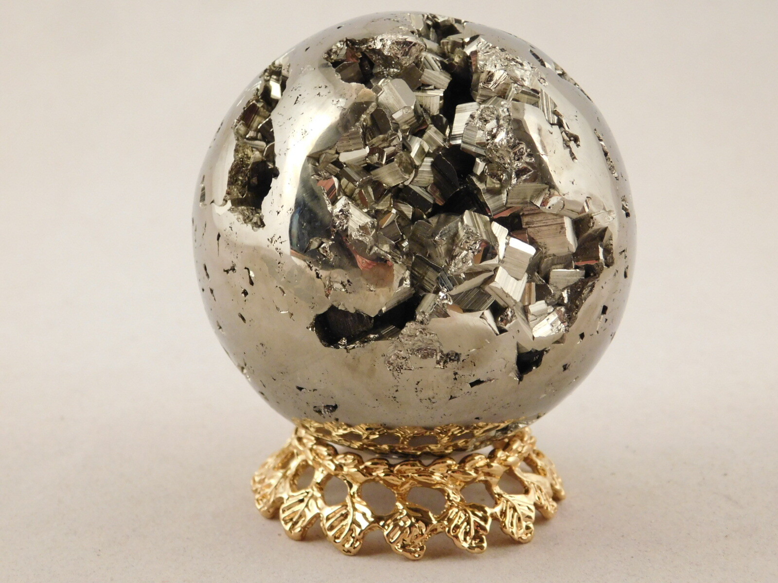 Sphere Display Stand LEAF Design Small Size Gold Color
