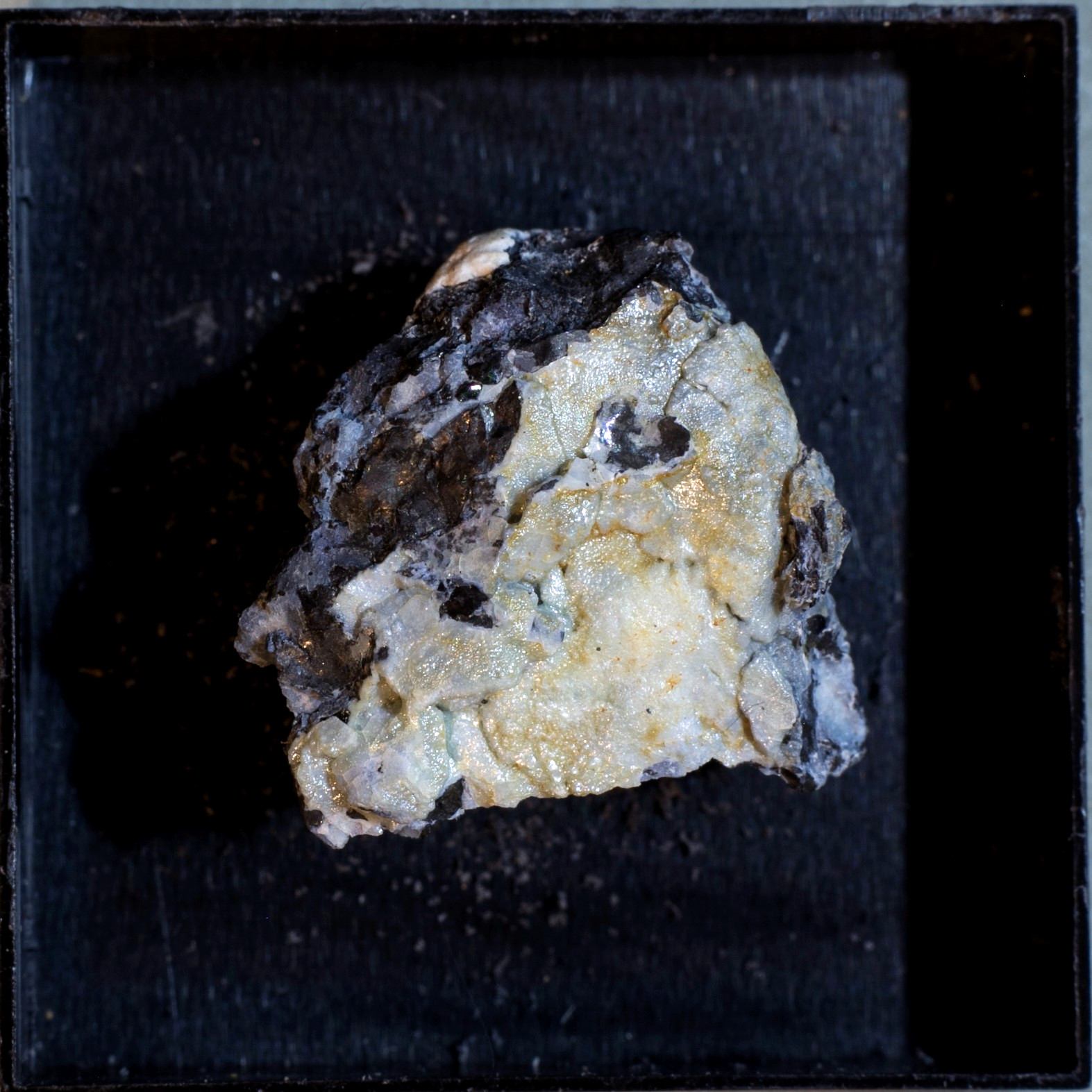 Sasaite (Type Locality): Breitenau Mine, Hochlantsch, Styria, Austria-MIcromount