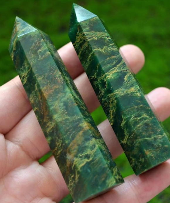 2025NEWFIND Wholesale Lot 1Lb Emerald Obelisk Tower Chakra Healing Crystals Deco
