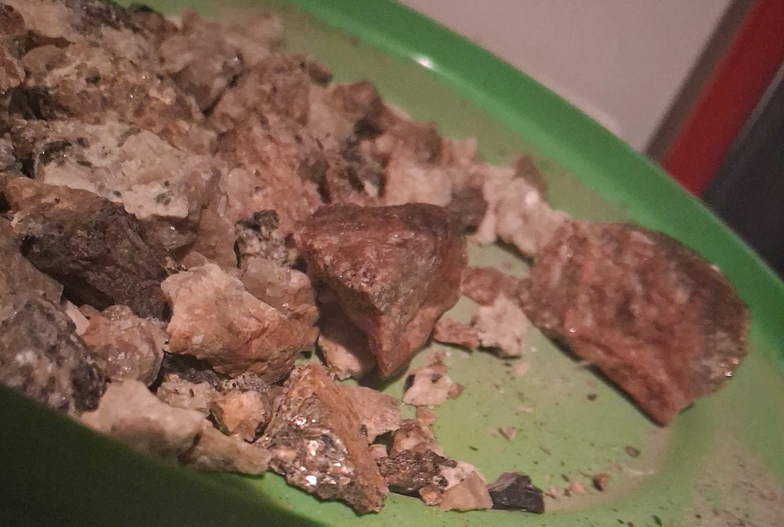 Raw Unprocessed Ore Gold/Silver/Platinum Hobby Grade 1lb Bag *limit 3 per buyer.