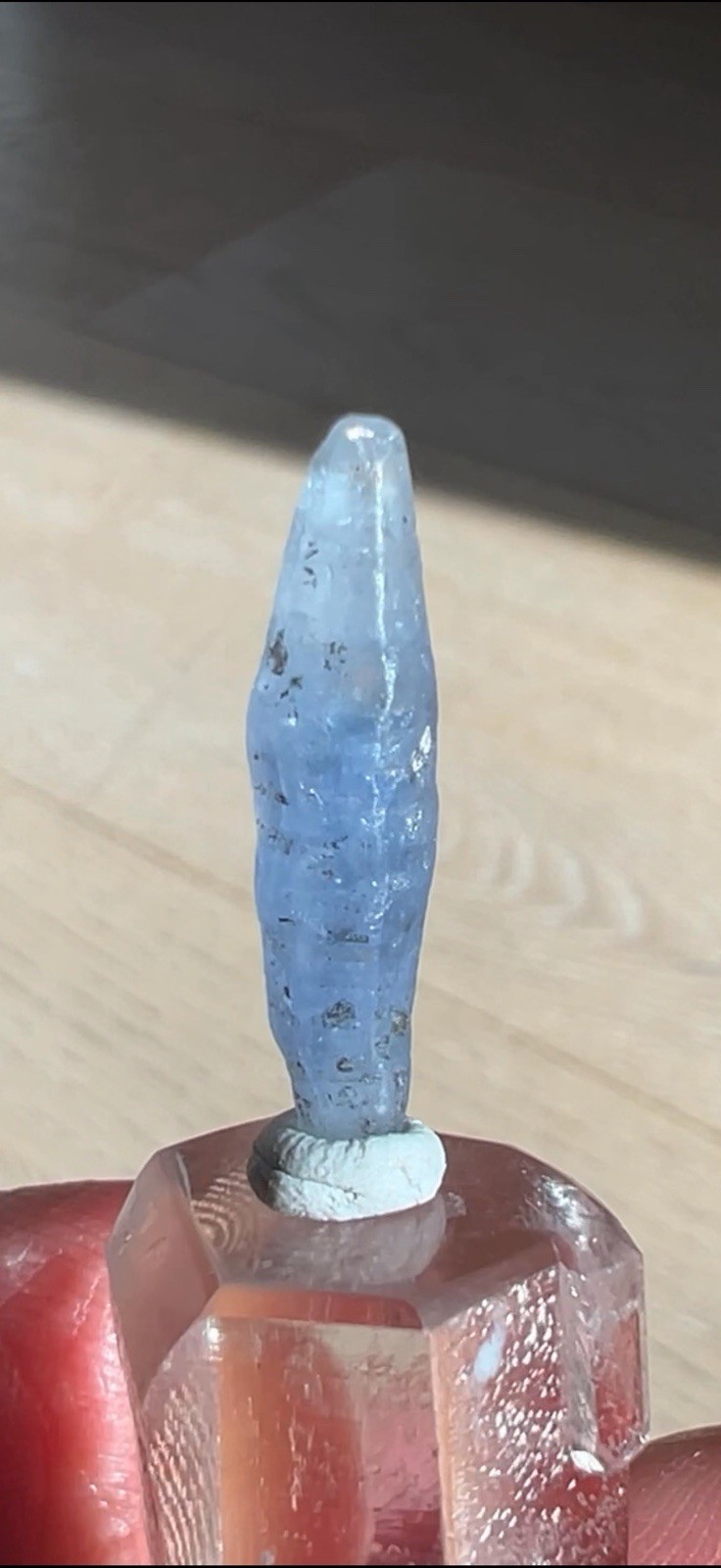 DT Sapphire Crystal
