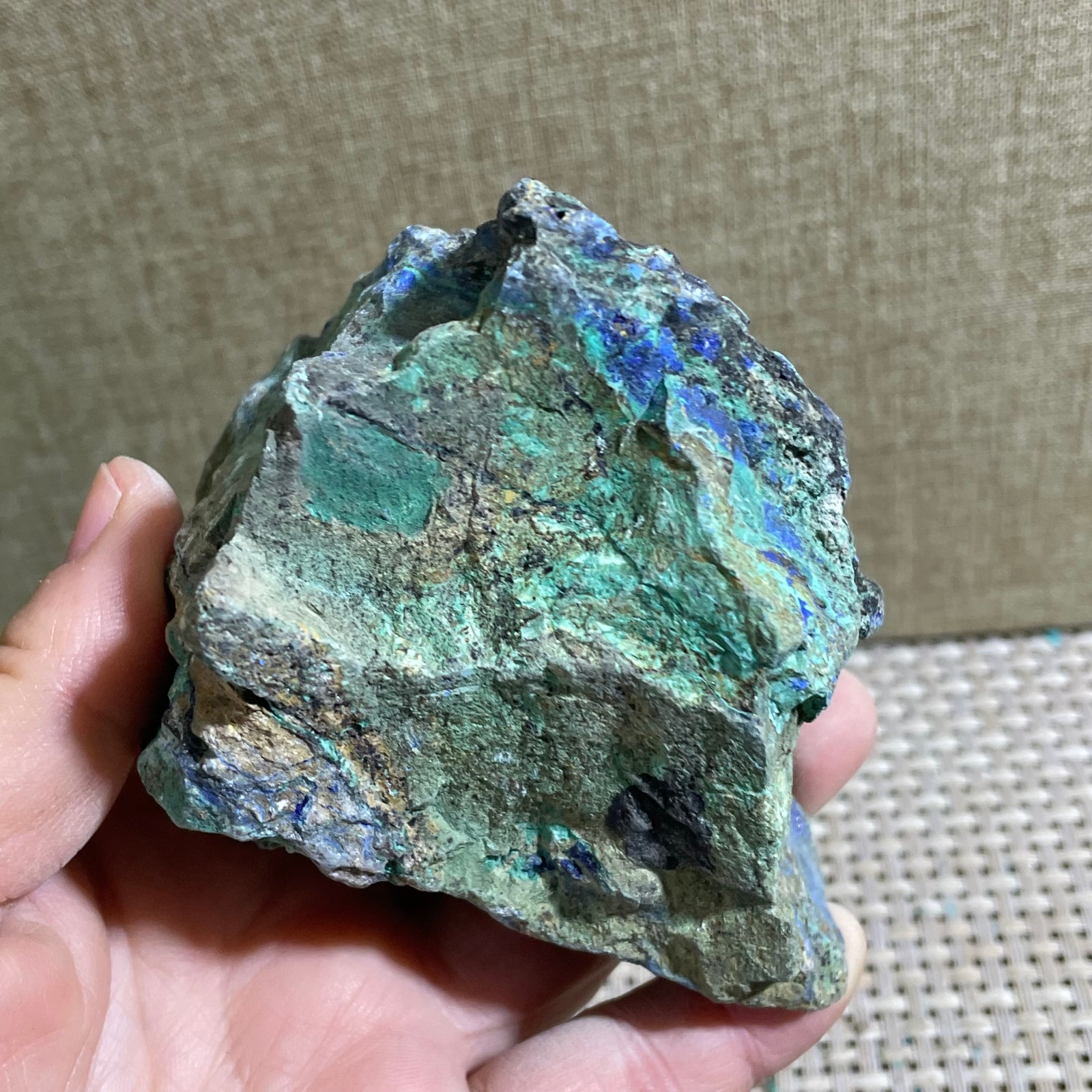 Restoration of Blue Copper Ore Quartz Crystal Mineral Samples 350g