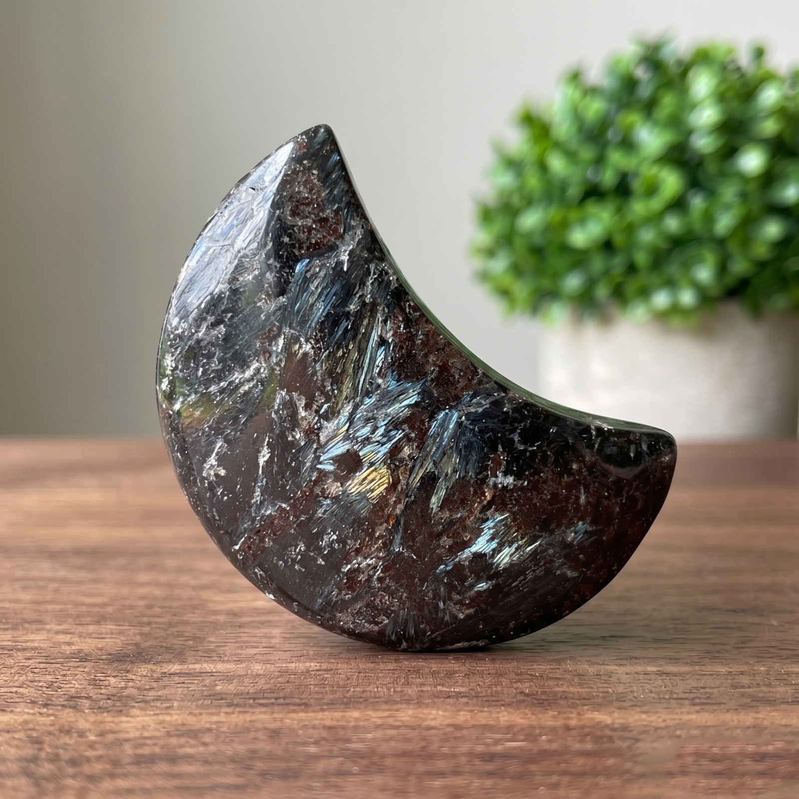 Arfvedsonite Moon Palm Stone 7-8cm Natural Flash Crystal